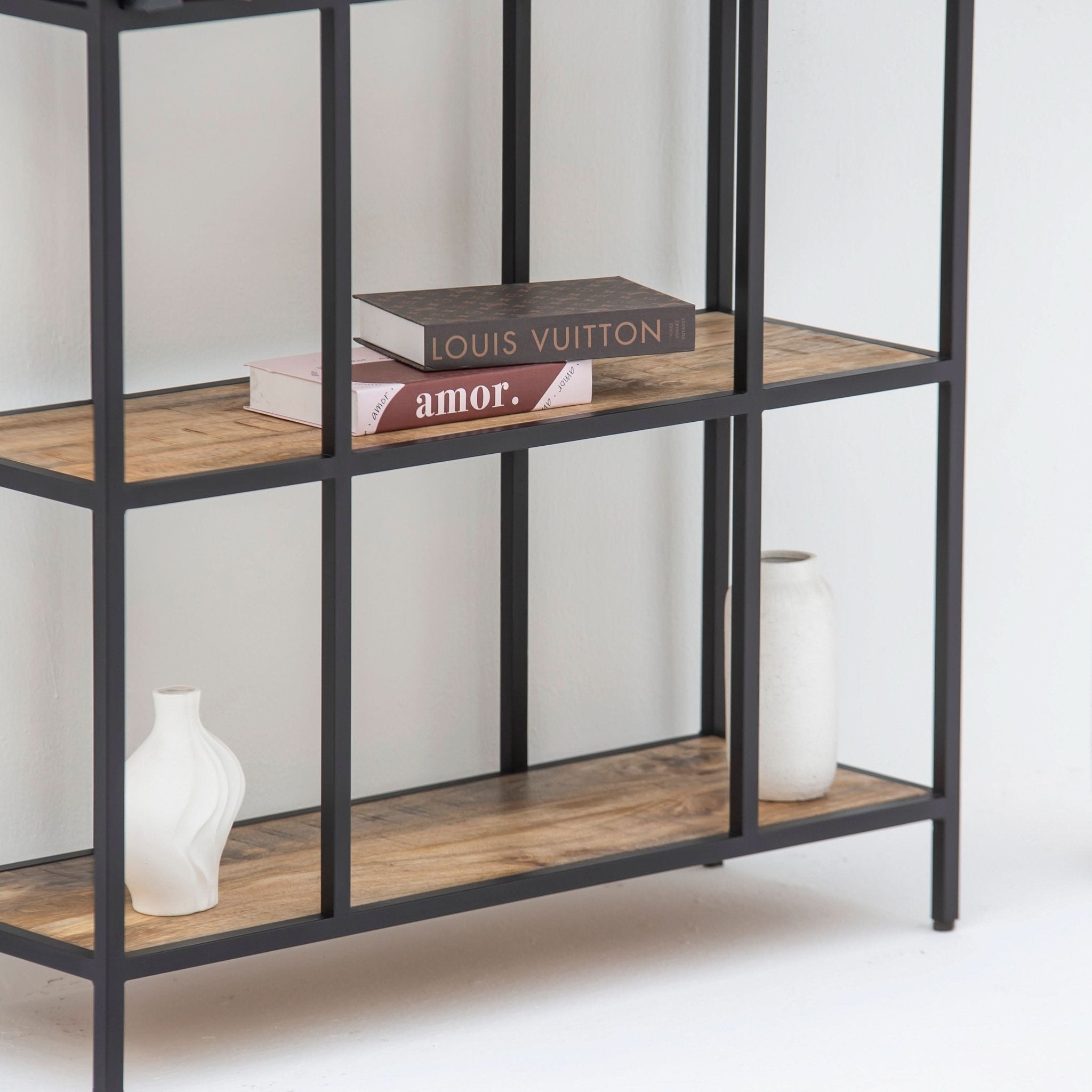BERLIN LOFT WOODEN BOOKSHELF - Art and craft furniture