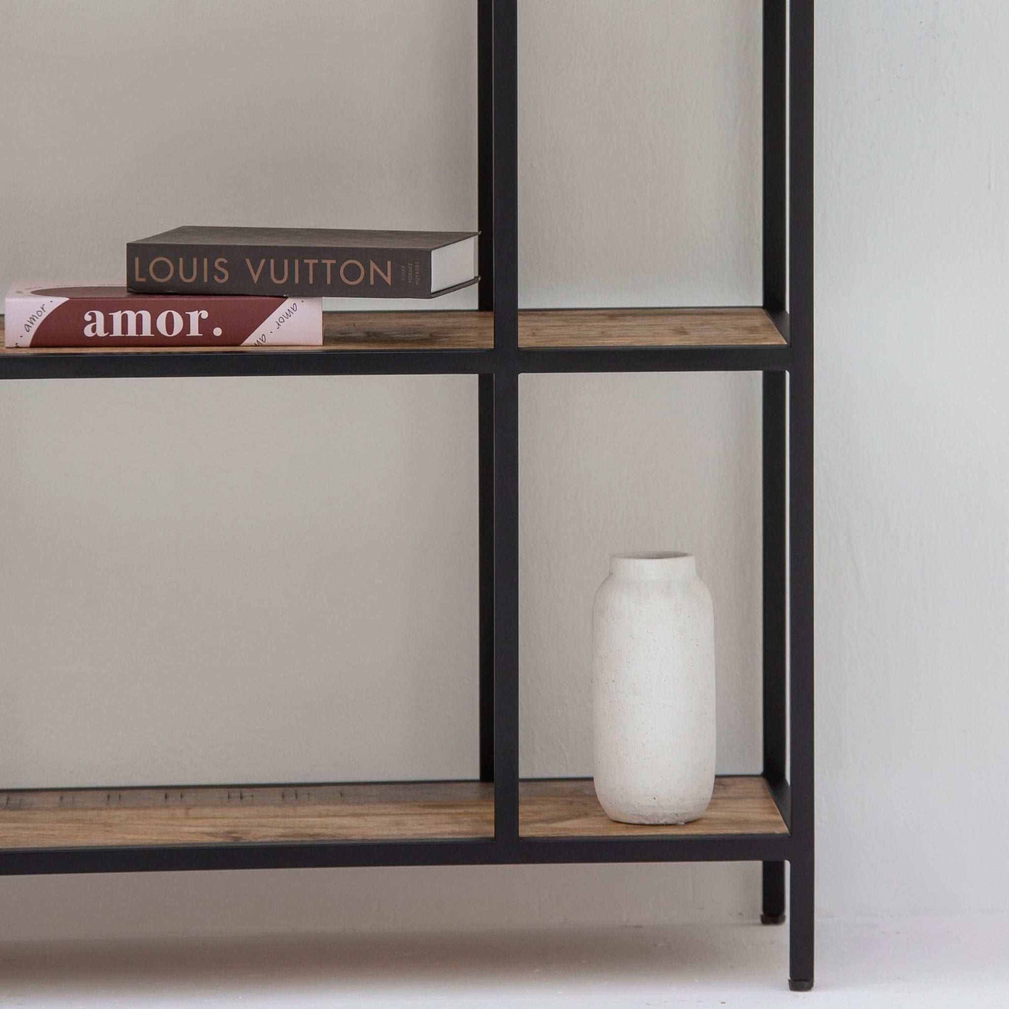 BERLIN LOFT WOODEN BOOKSHELF - Art and craft furniture