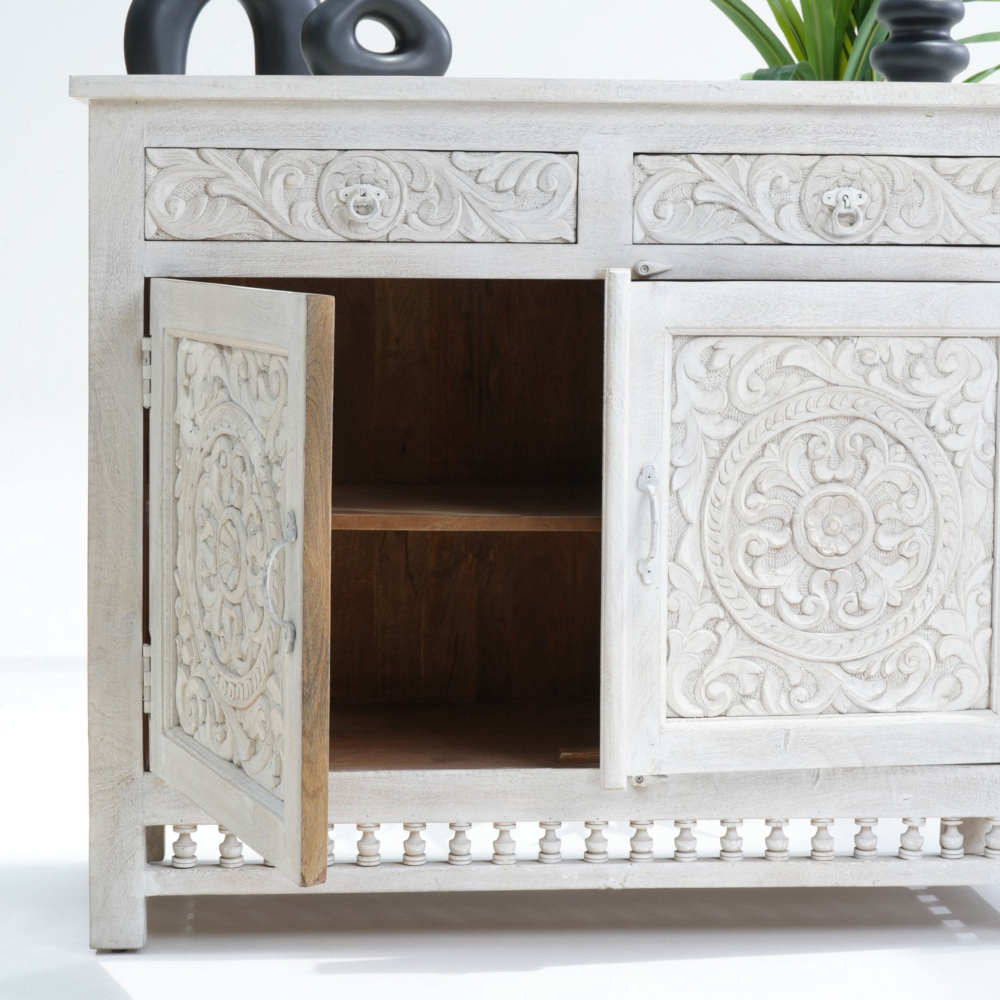 BLEND CARVED SIDEBOARD - Art and craft furniture