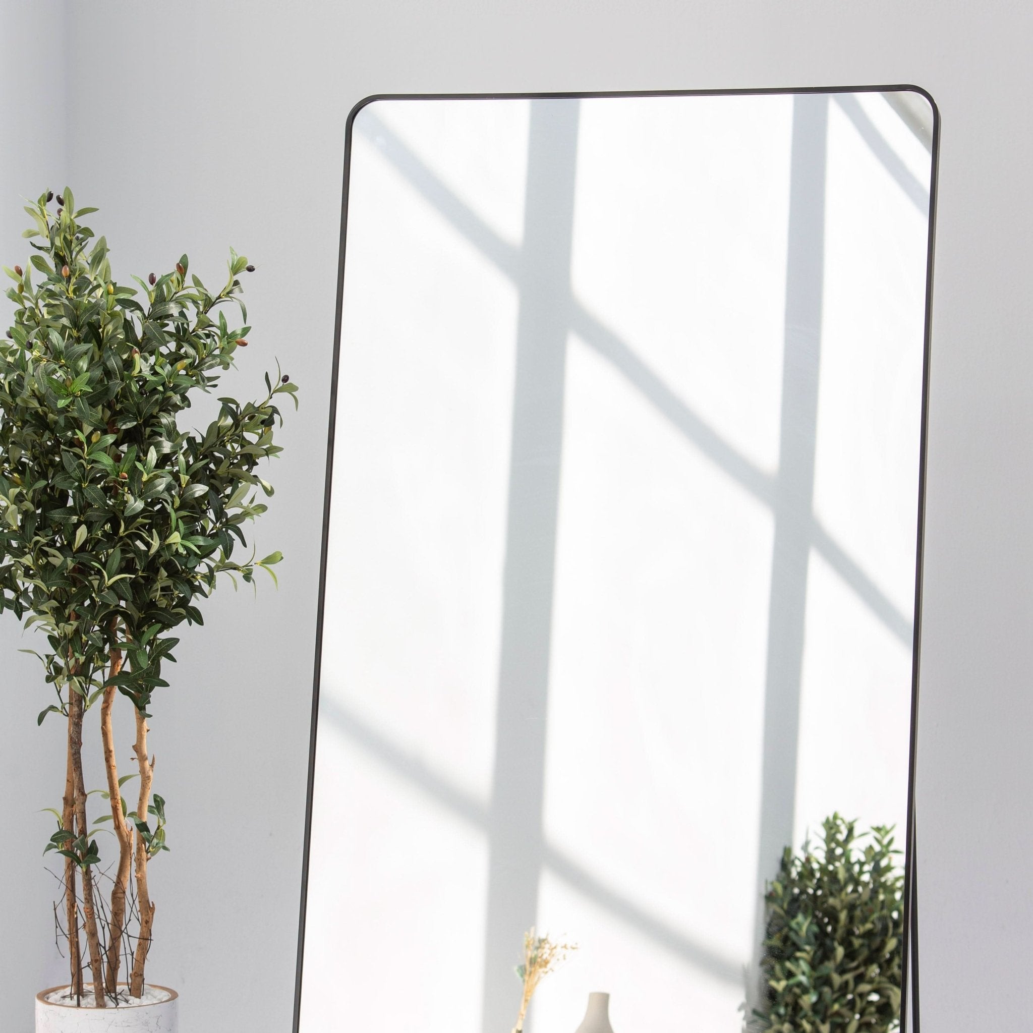 BYRON RECTANGLE BLACK METAL MIRROR FRAME - Art and craft furniture