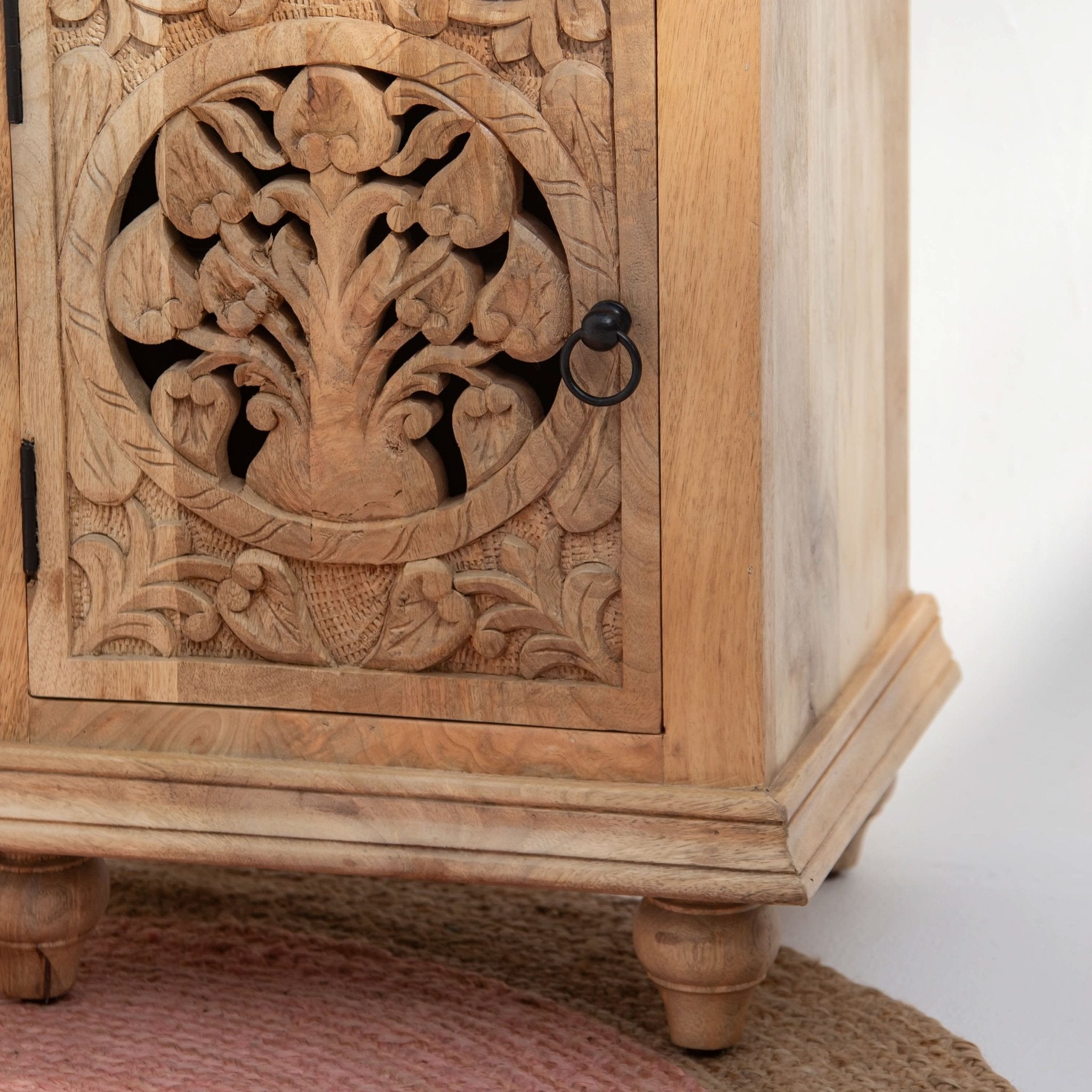 CALVIAN WOODEN NIGHTSTAND TABLE - Art and craft furniture