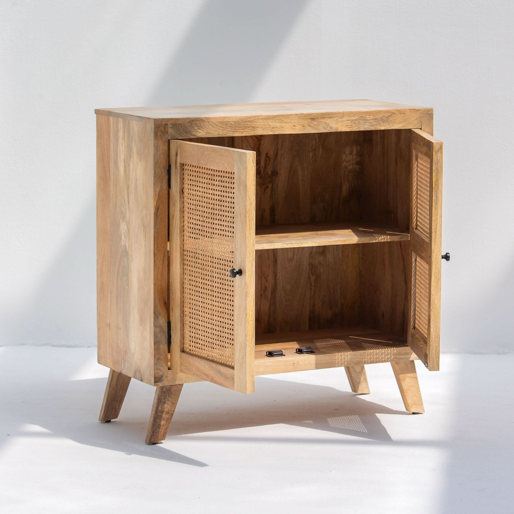 CANOVA RATTAN TWO DOOR SIDEBOARD - Art and craft furniture