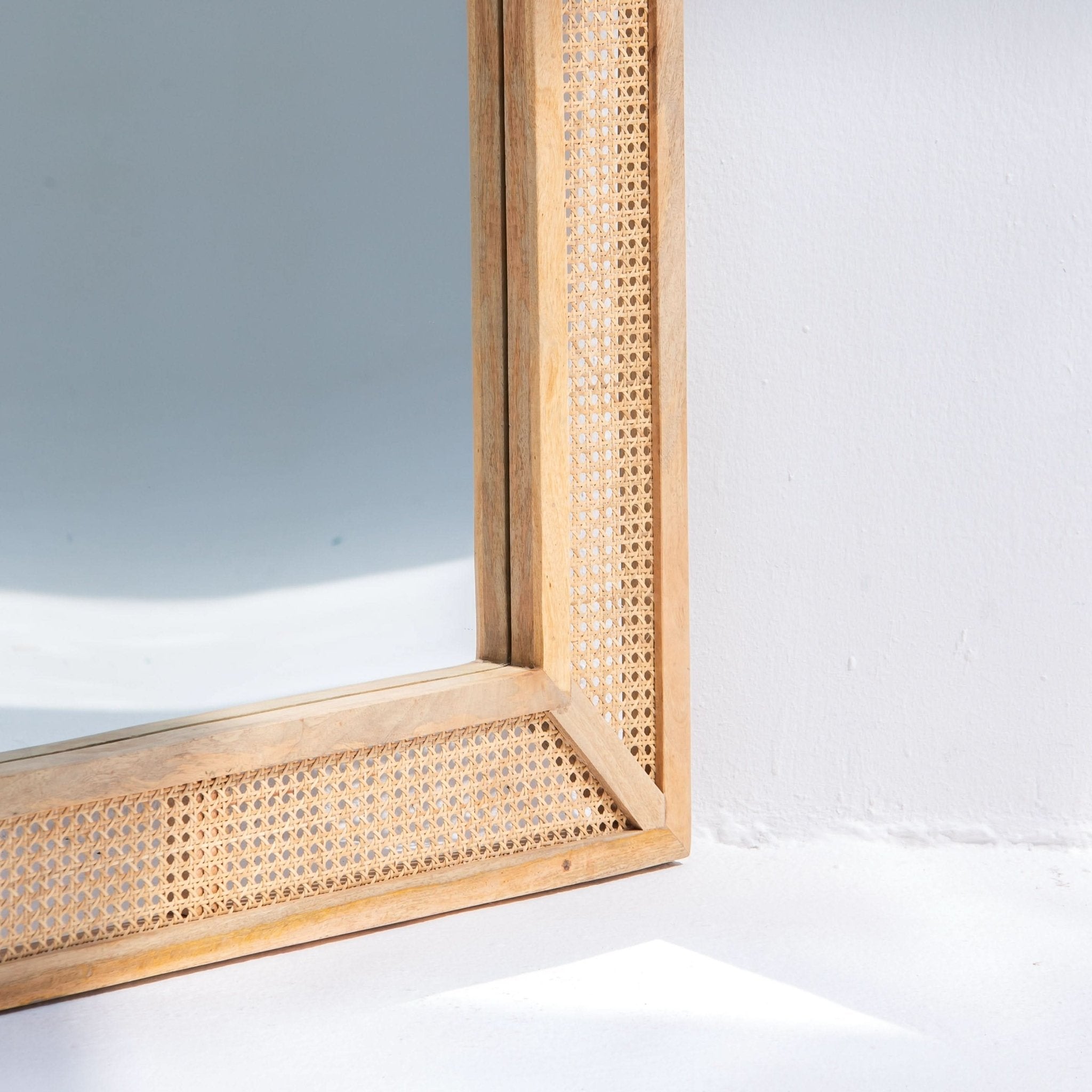 CANOVIA CANE ROUND TOP MIRROR FRAME - Art and craft furniture