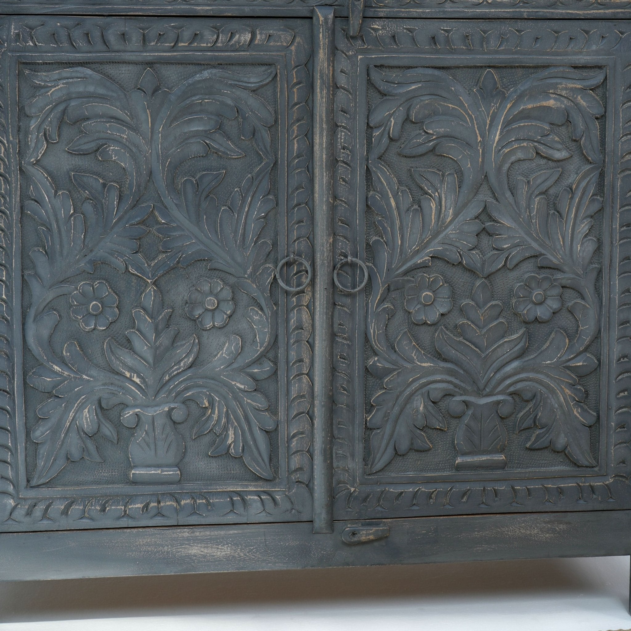 CARVA CARVING TWO DOOR TWO DRAWER SIDEBOARD - Art and craft furniture