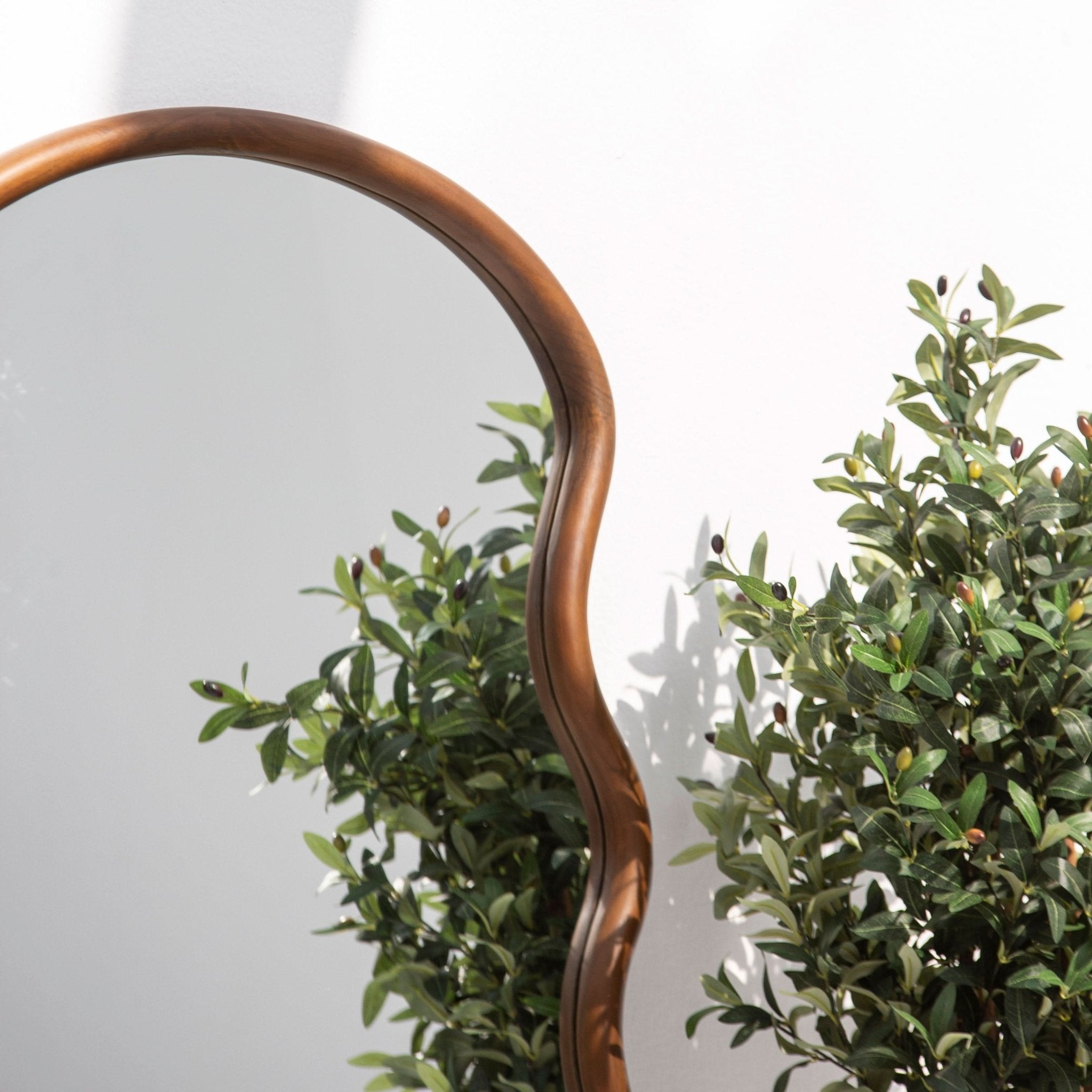 DARWIN CURVE WOODEN MIRROR FRAME - Art and craft furniture