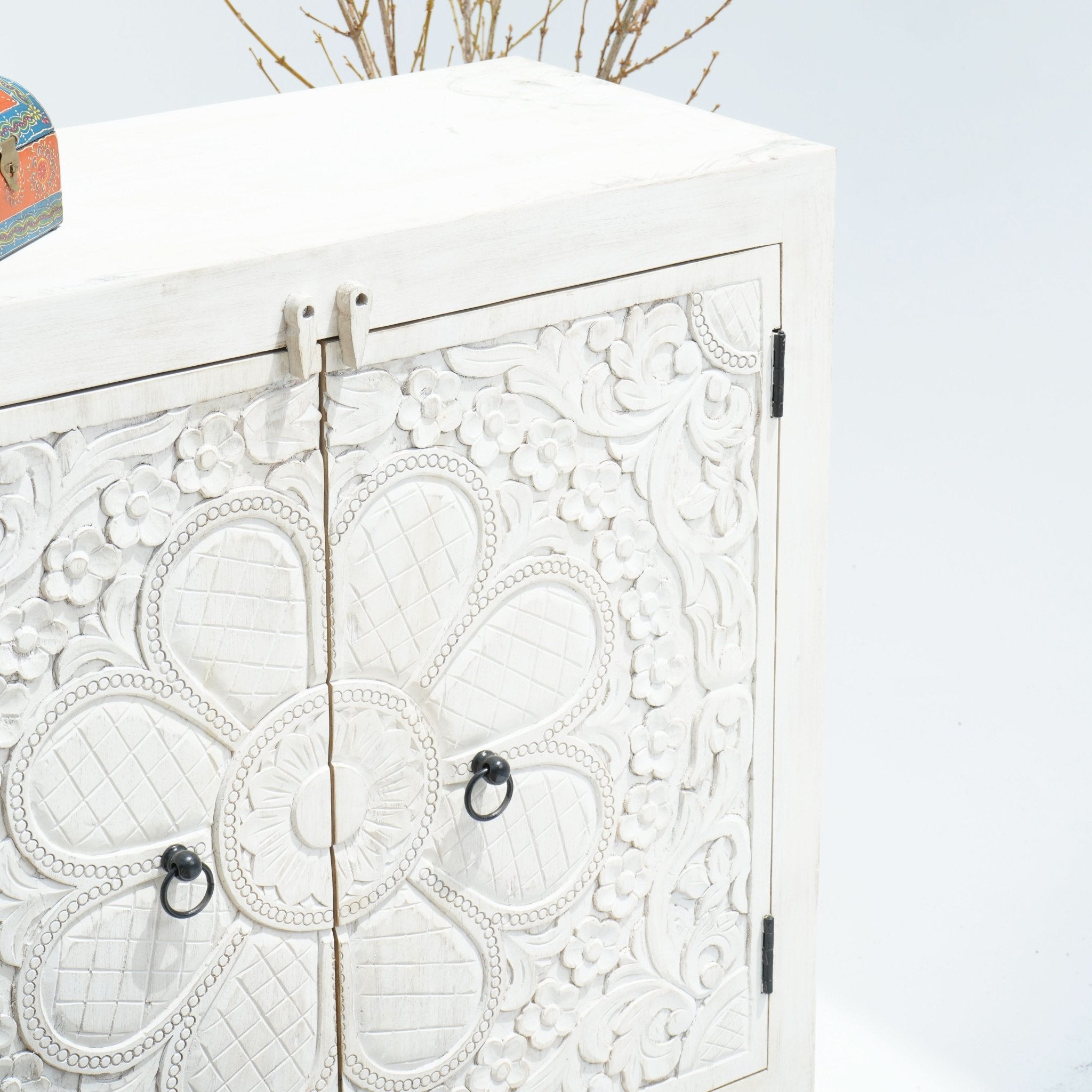 DELIGHT CARVED TWO DOOR SIDEBOARD - Art and craft furniture