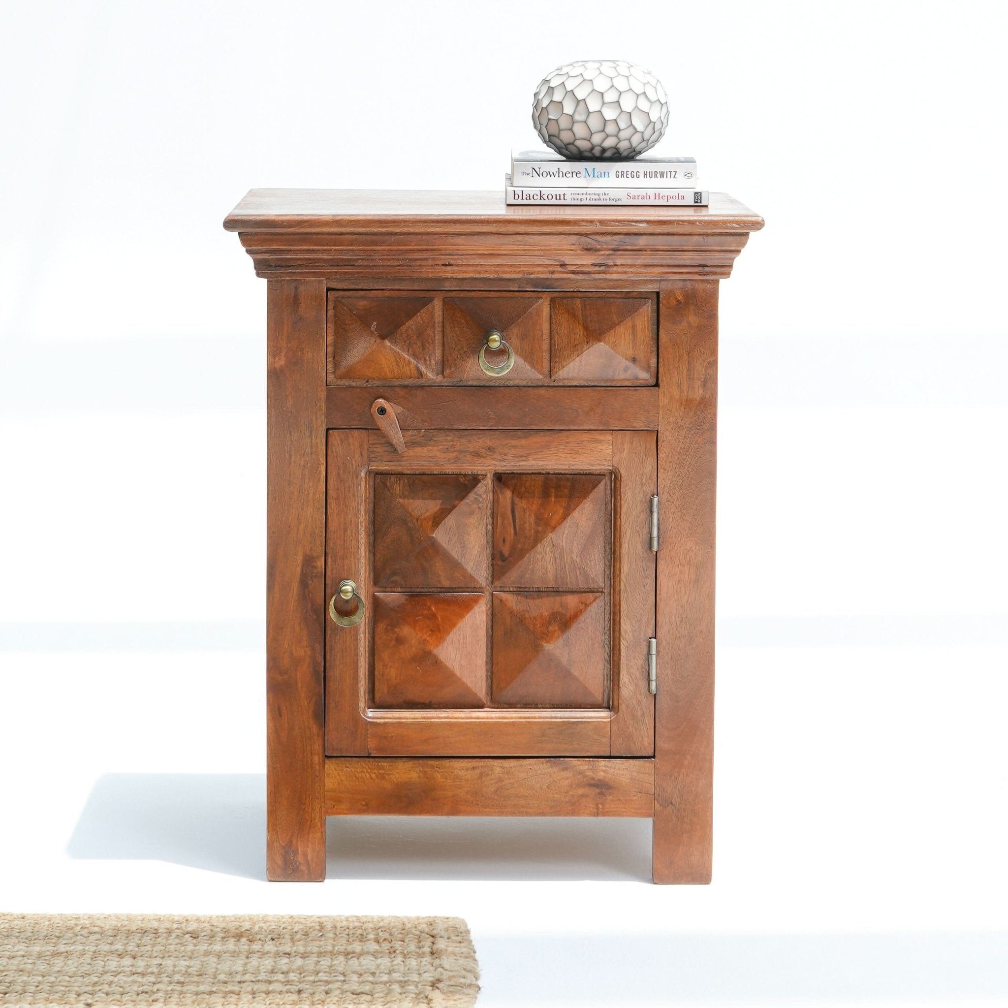 DIAMOND NIGHTSTAND TABLE - Art and craft furniture
