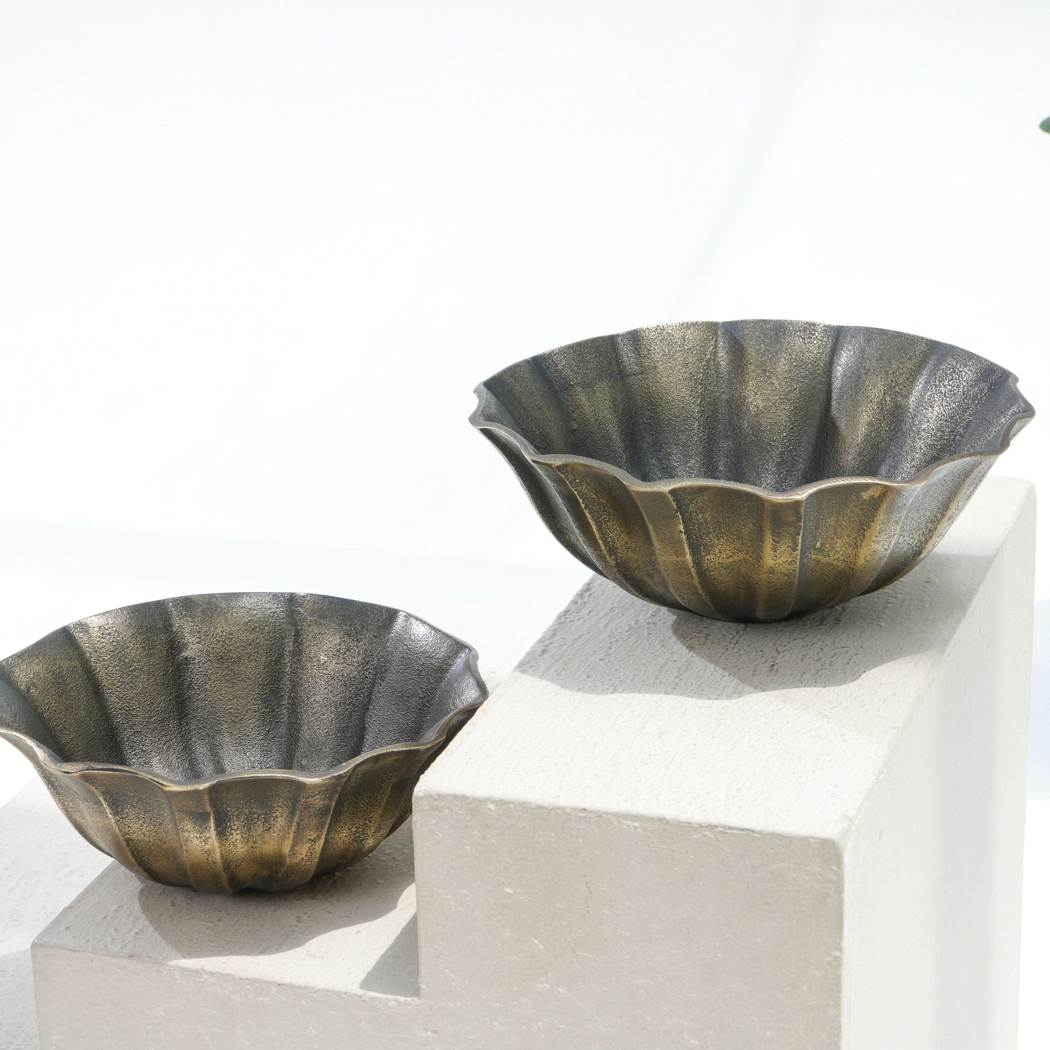 ELEGANT EMBER BIG ROUND BOWL - Art and craft furniture