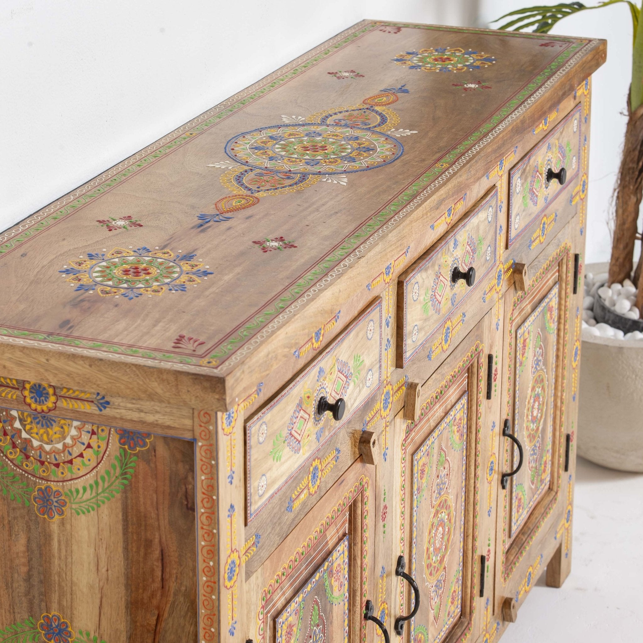 ELMORA PAINTING WOODEN SIDEBOARD - Art and craft furniture