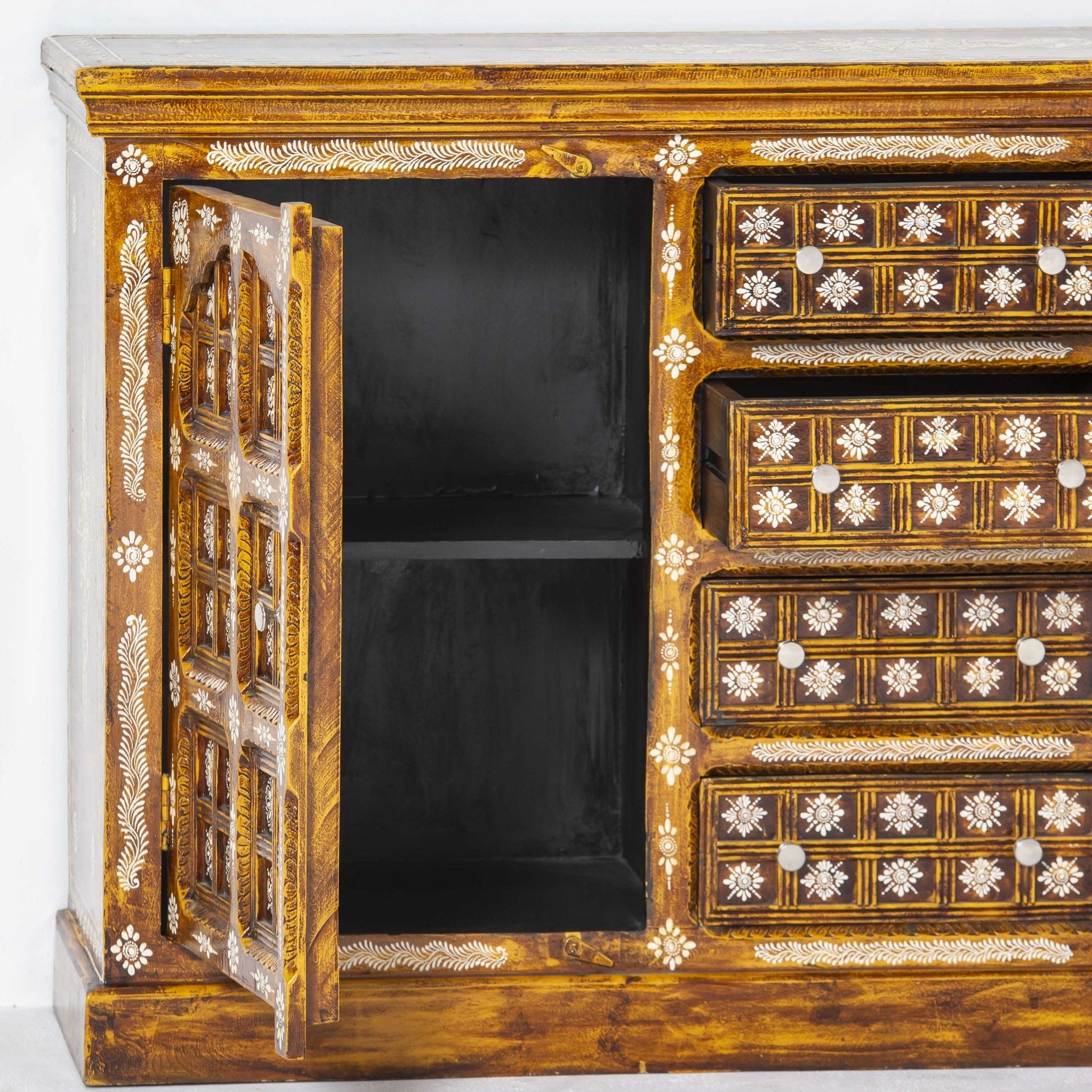ELMORA PAINTING WOODEN SIDEBOARD - Art and craft furniture
