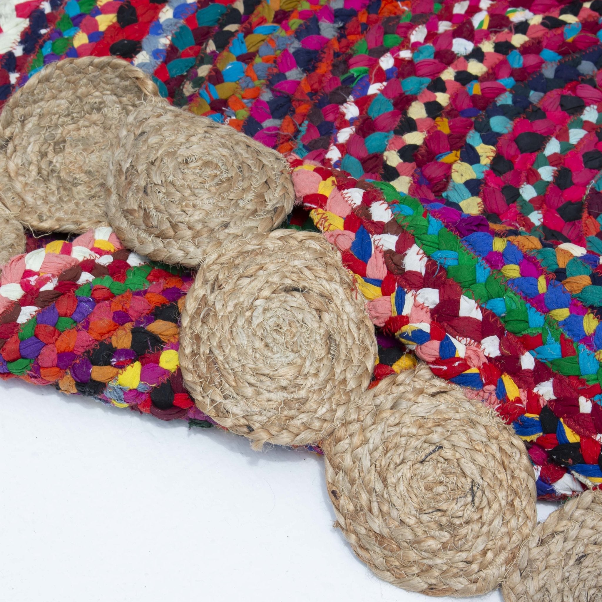 FLORAL NATURAL JUTE WITH CHINDI HANDMADE RUG - Art and craft furniture
