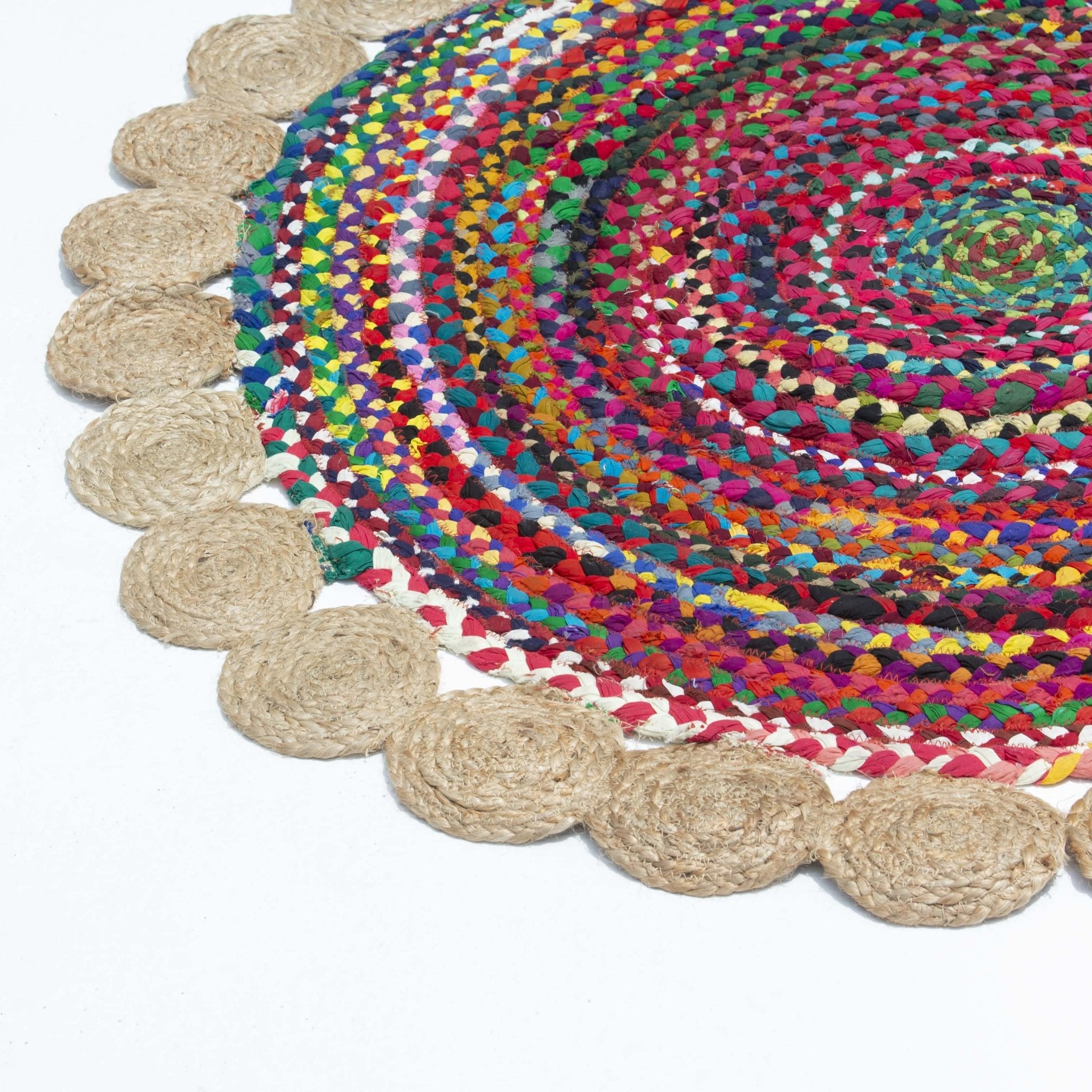 FLORAL NATURAL JUTE WITH CHINDI HANDMADE RUG - Art and craft furniture