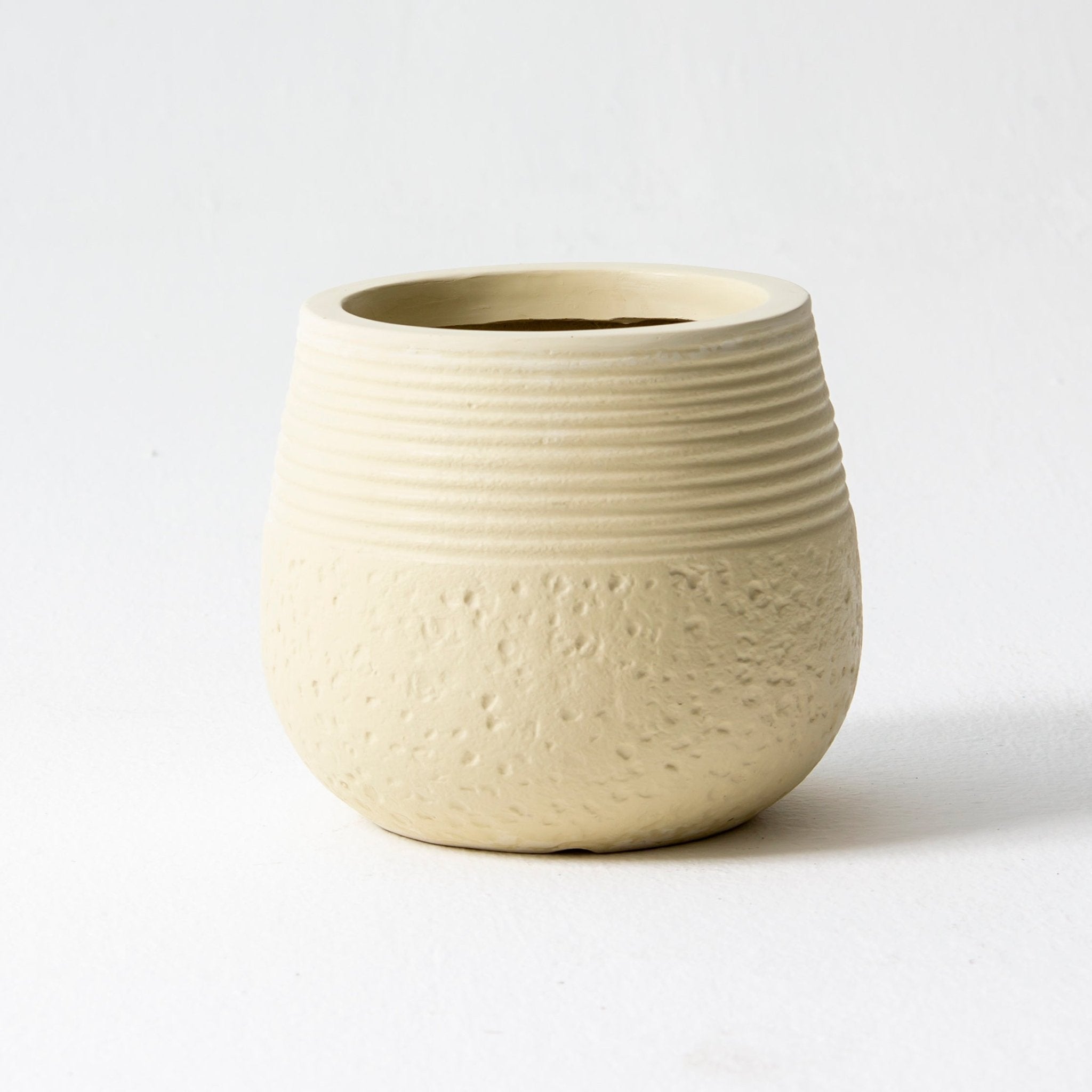 GENOA WHITE PLANTER - Art and craft furniture