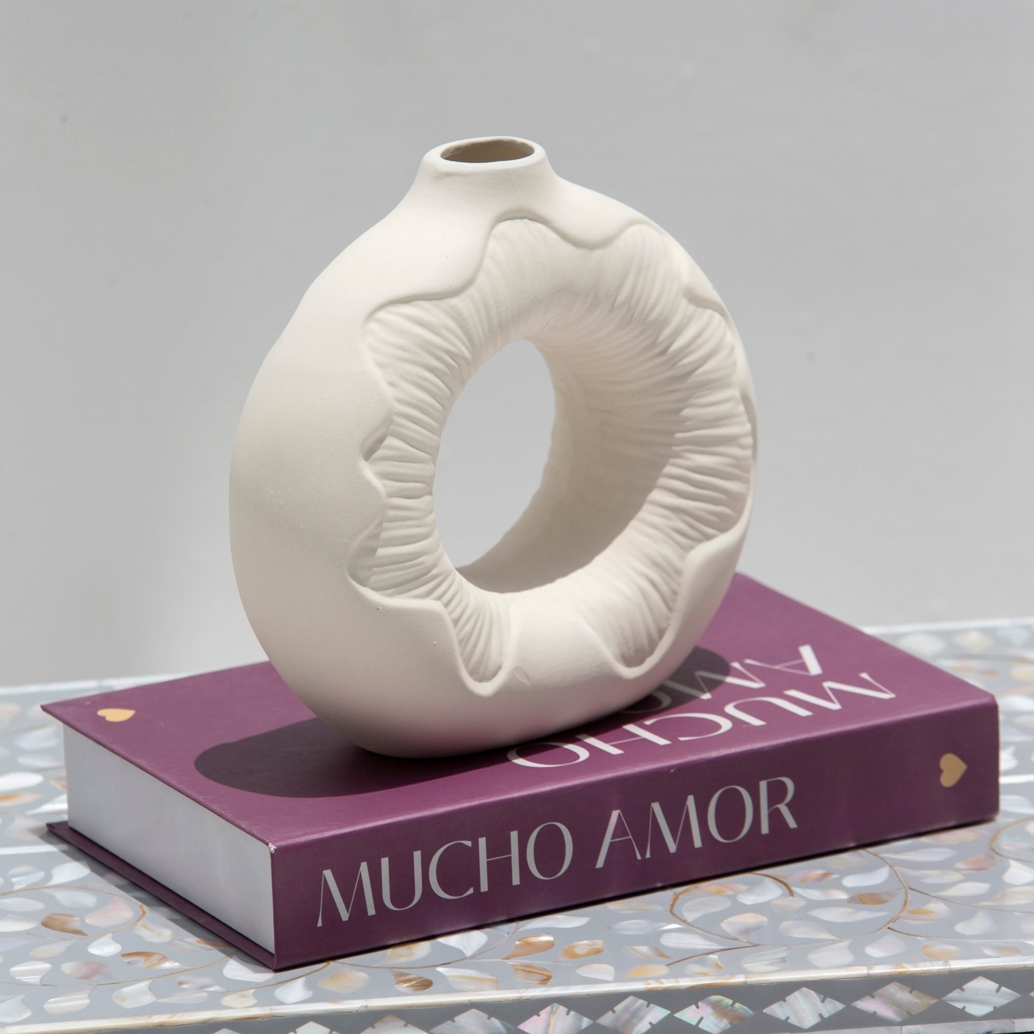 Glazed Donut Vase - Art and craft furniture