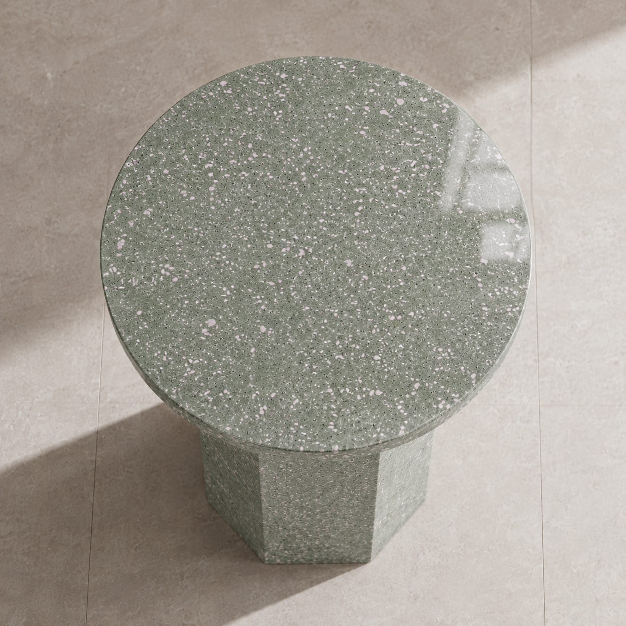 Green Quartz Side Table – Polished Finish | Hexagonal Base - Art and craft furniture