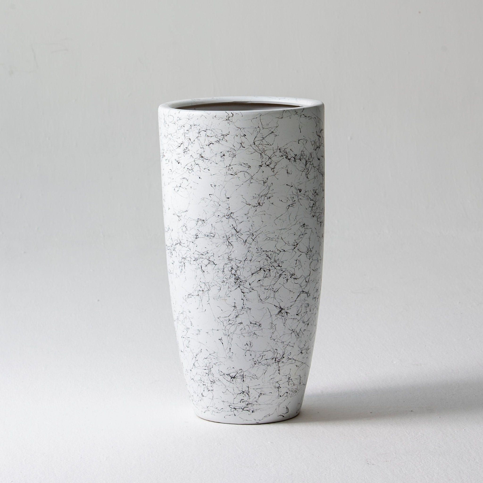 GROVA WHITE PLANTER - Art and craft furniture