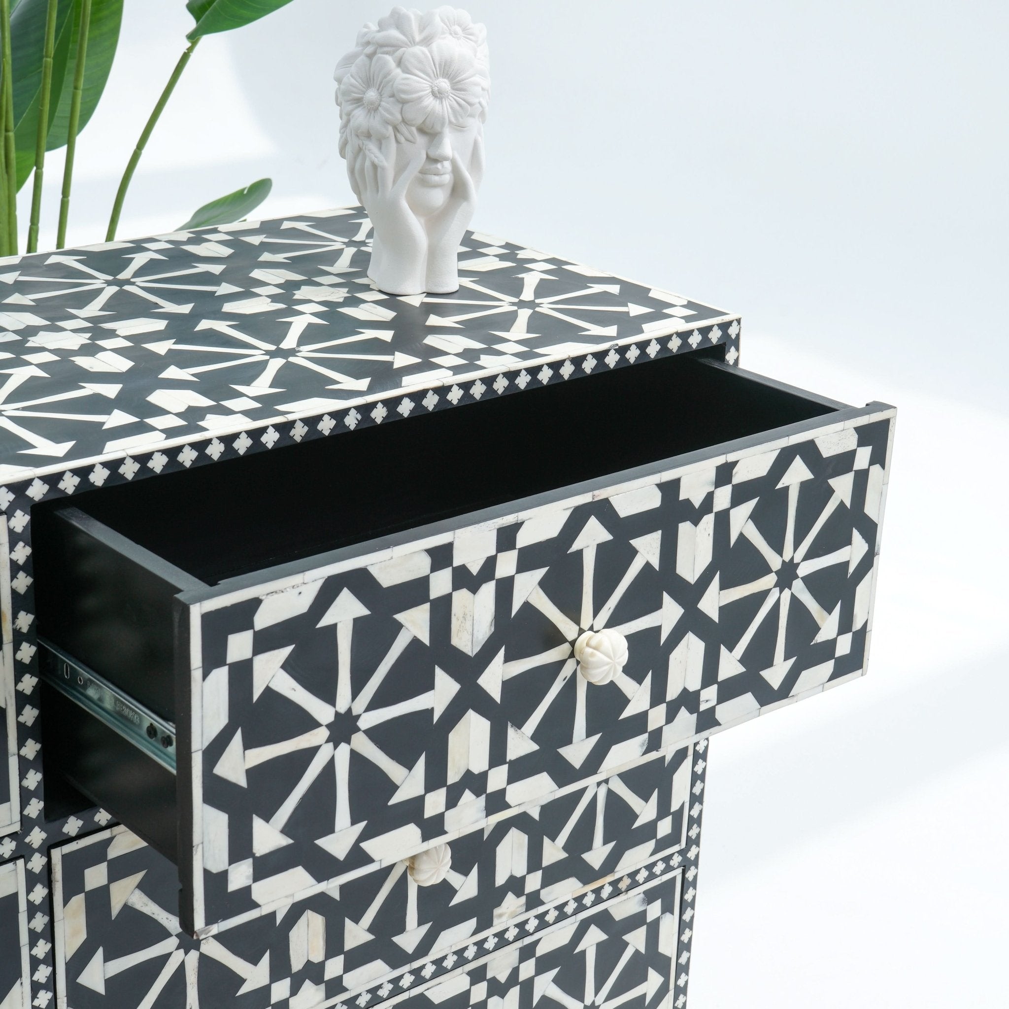 INLAY NINE DRAWER CHEST OF DRAWER - Art and craft furniture