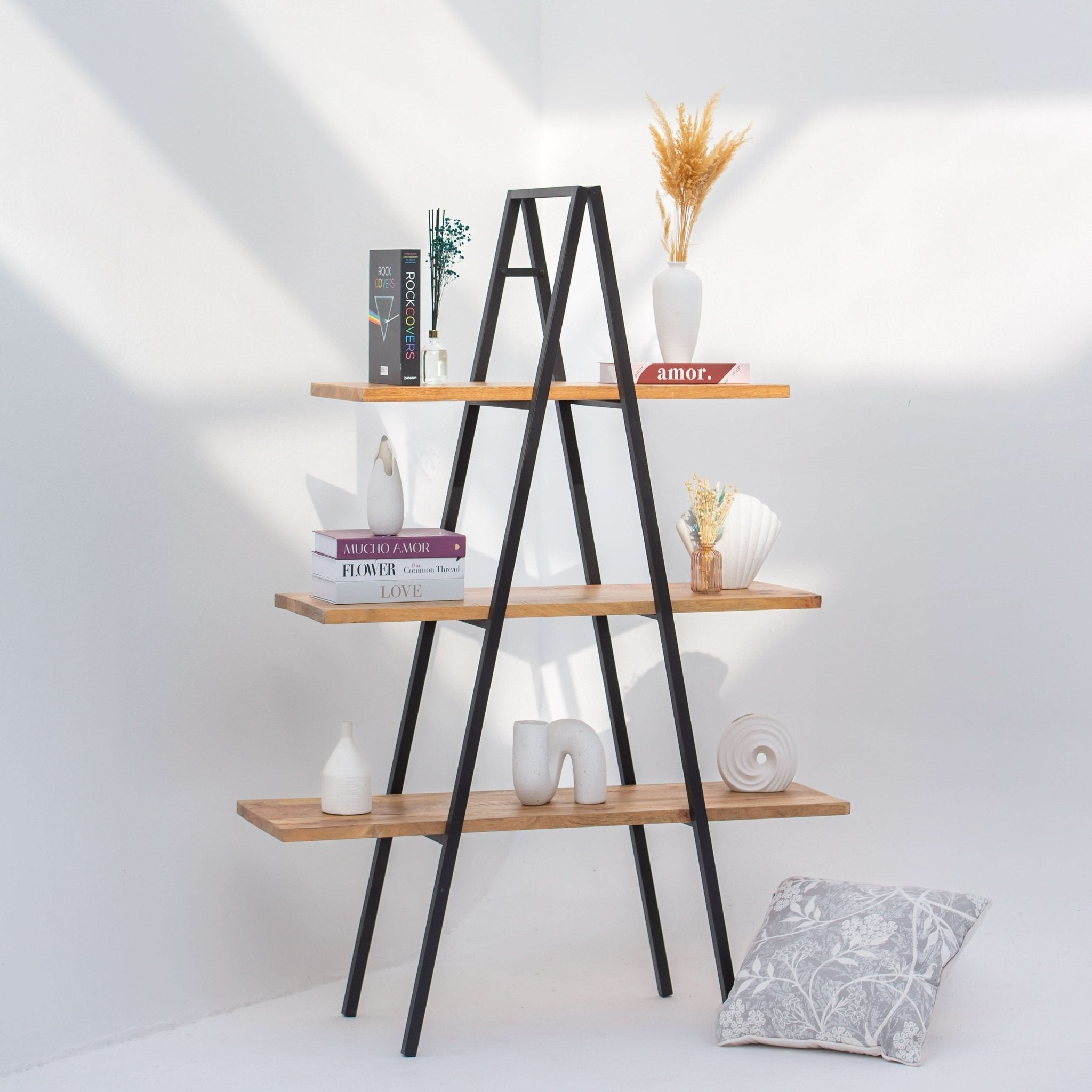 IRONIX WOODEN BOOKSHELF - Art and craft furniture