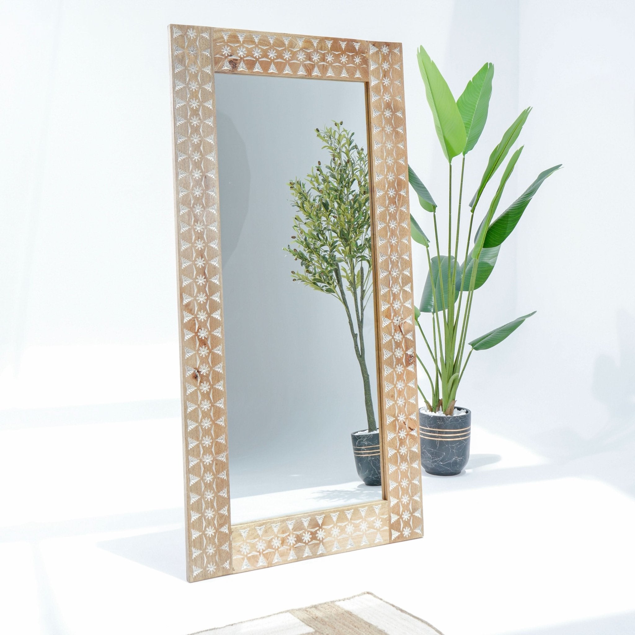 IVORY CNC DESIGN MIRROR FRAME - Art and craft furniture