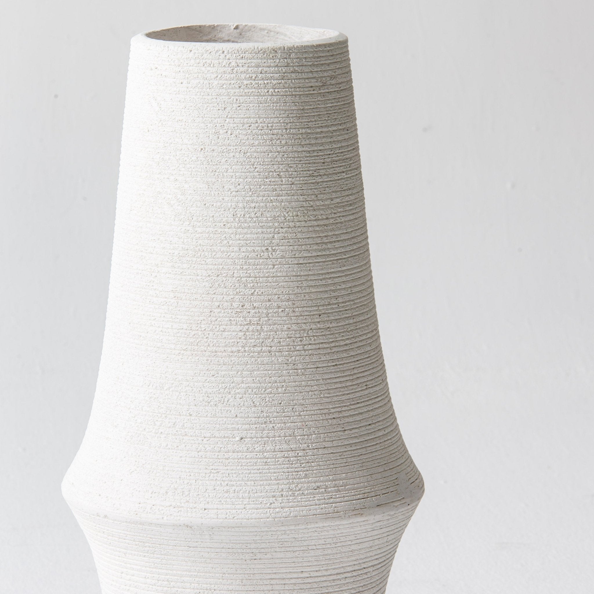 Lina Ceramic Vase - Art and craft furniture