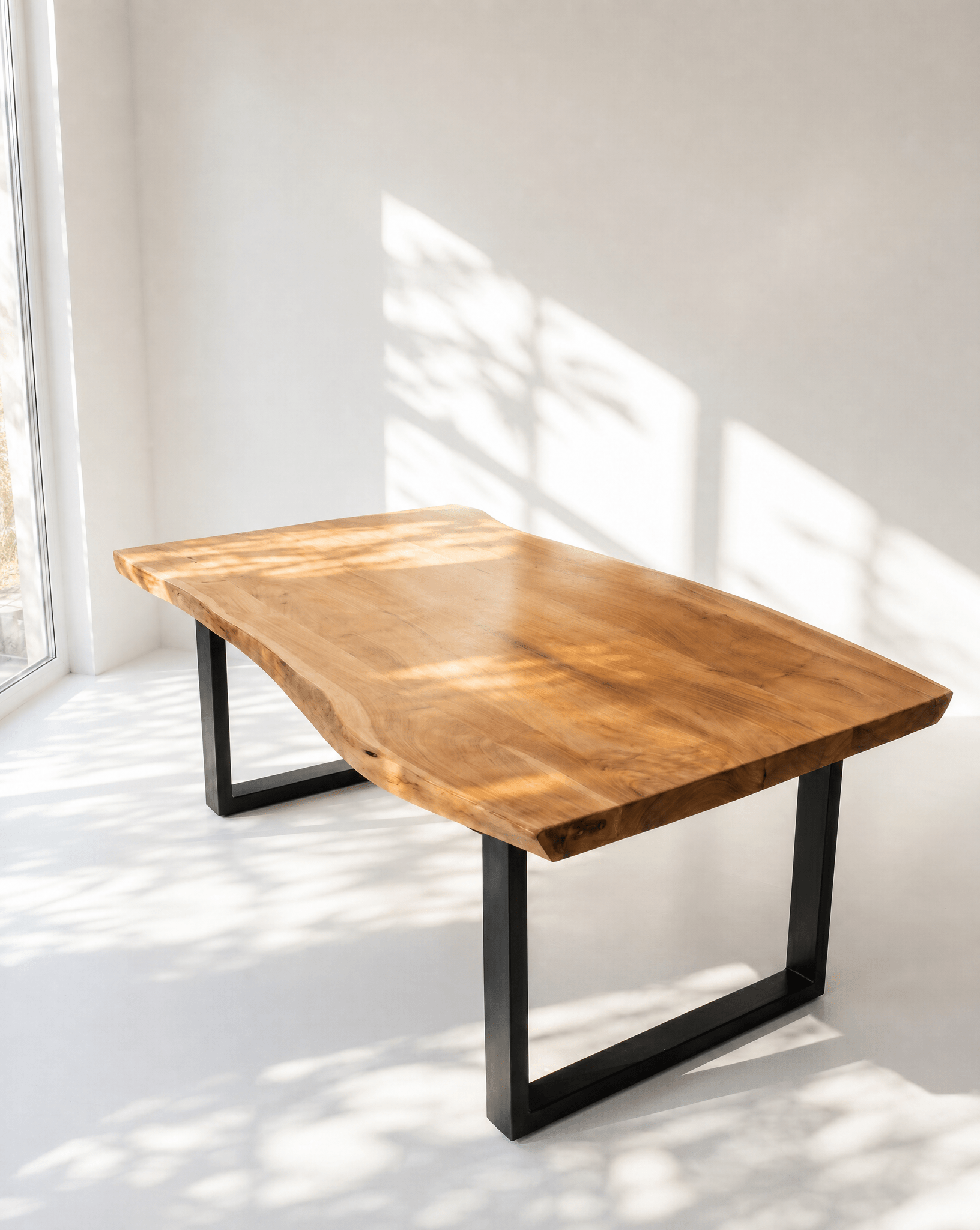 LIVE-EDGE ACACIA WOOD U LEG DINING TABLE - Art and craft furniture