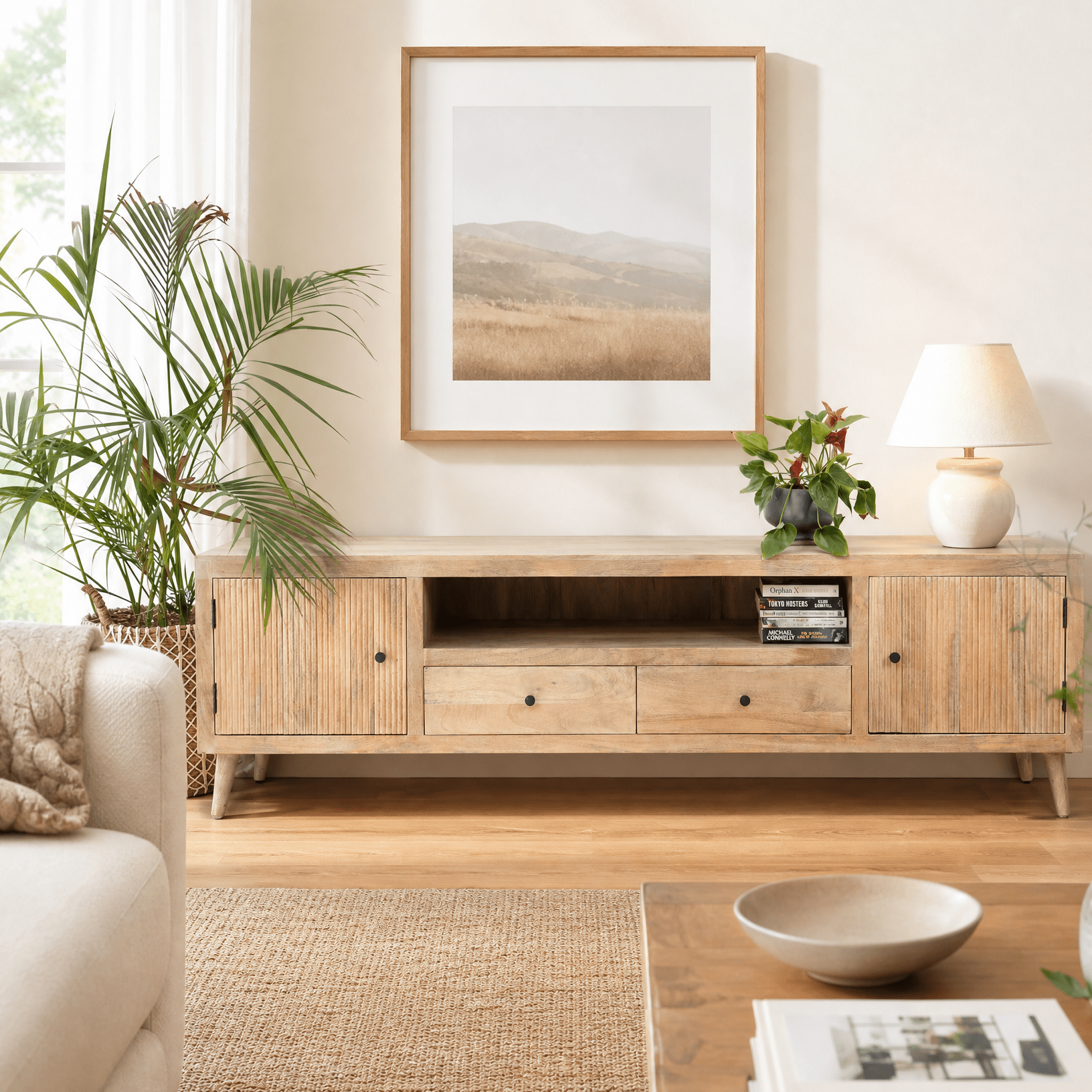 LUWIN LINNING TV STAND - Art and craft furniture