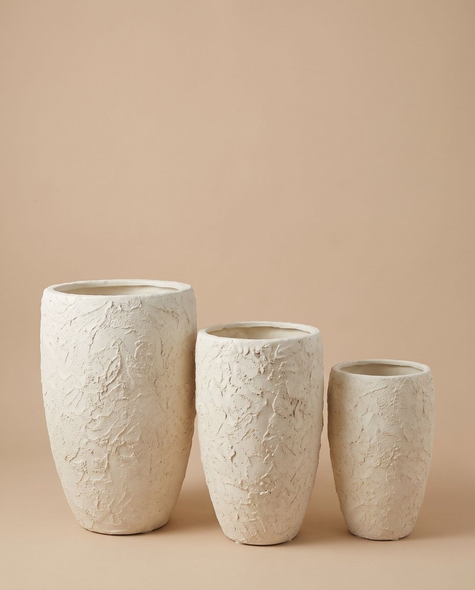 Luxora Off White Fiber Texered Pot - Art and craft furniture