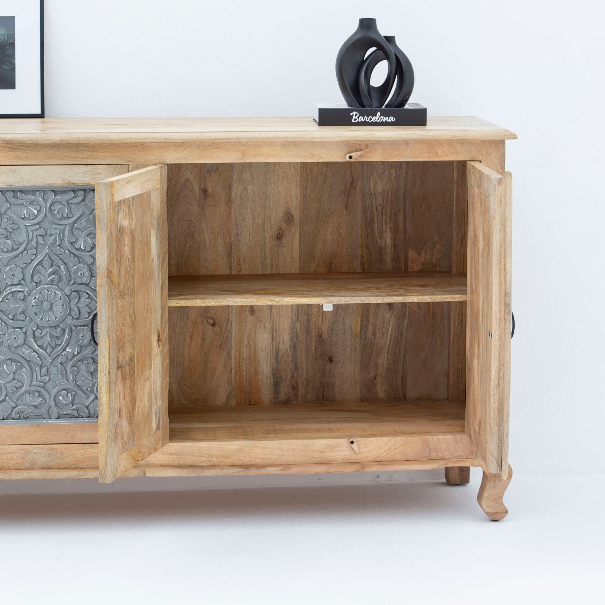 MAESTRO WOODEN CARVING SIDEBOARD - Art and craft furniture