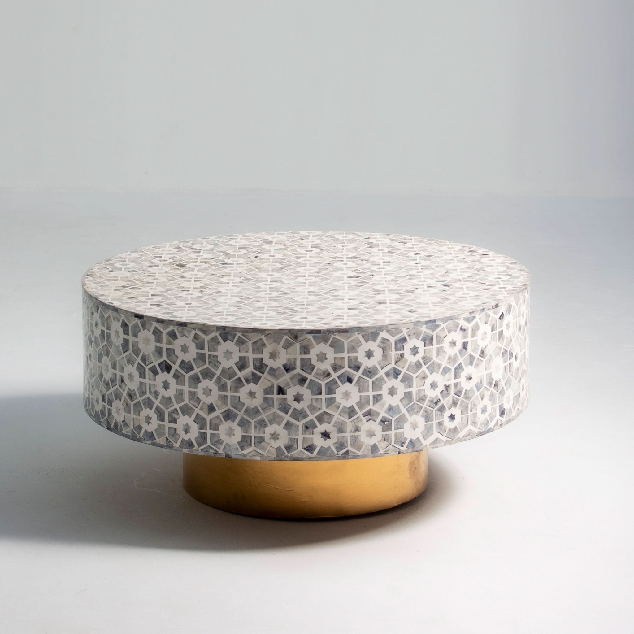 MAJESTIC INLAY ROUND COFFEE TABLE - Art and craft furniture