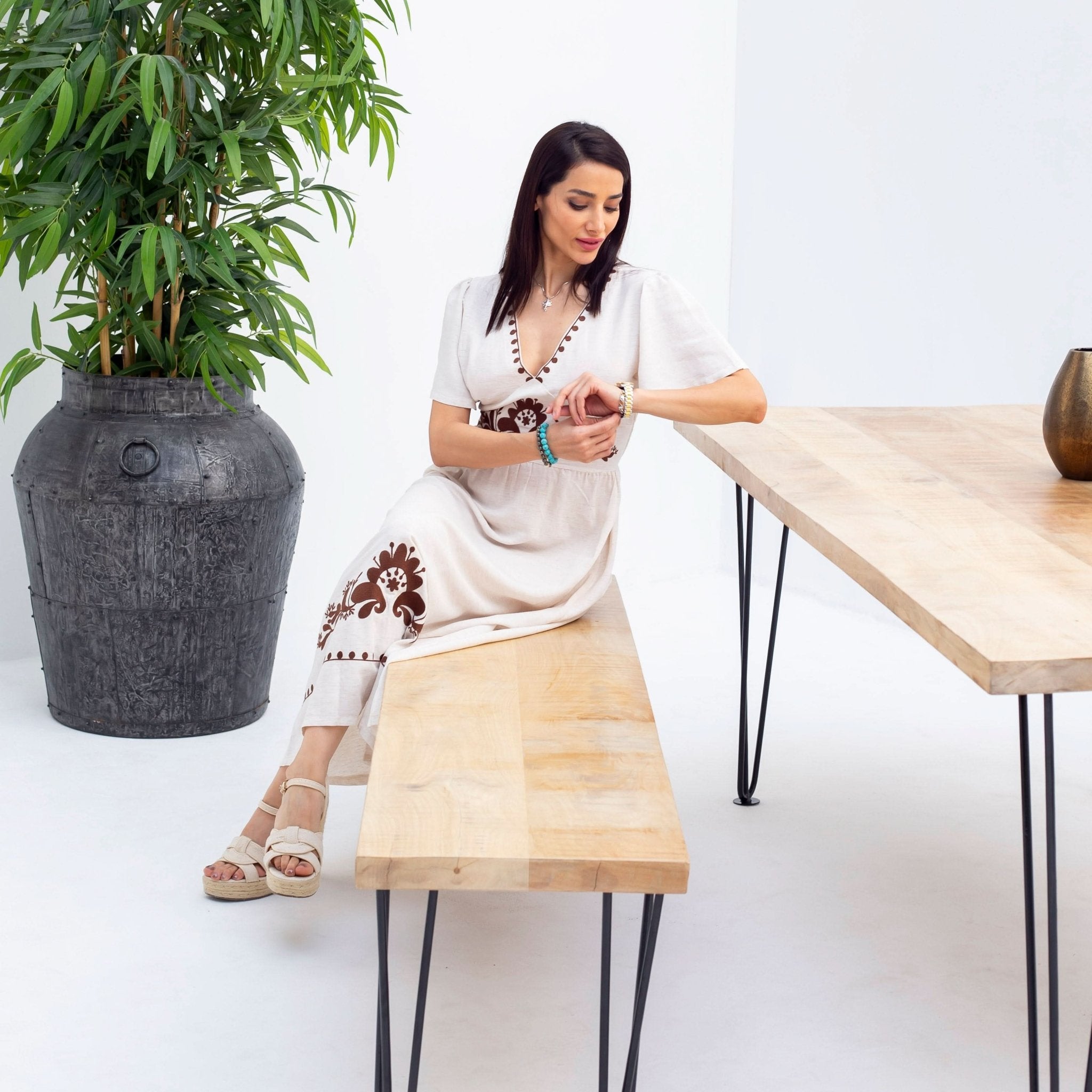 MANGO WOOD AURA HARIPIN LEG BENCH - Art and craft furniture
