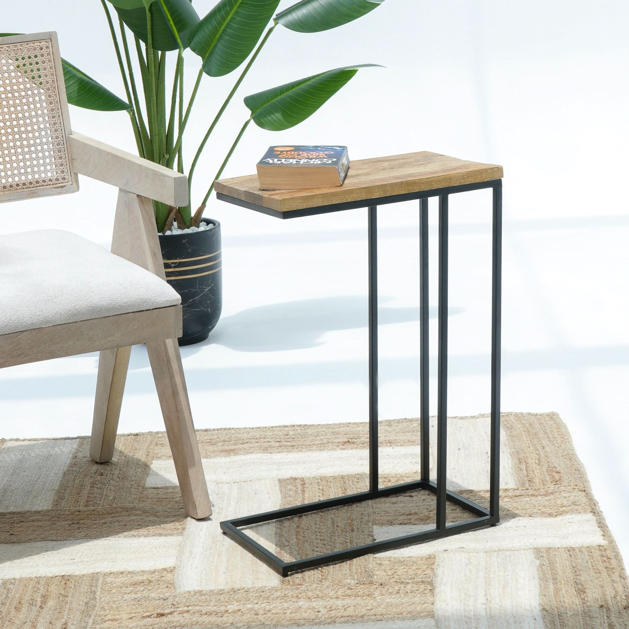 MANGOEDGE SIDE TABLE - Art and craft furniture