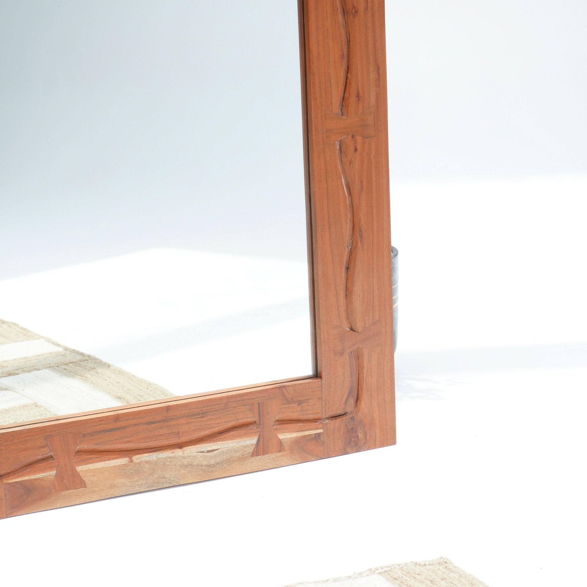 MARVEL ACACIA WOOD MIRROR FRAME - Art and craft furniture