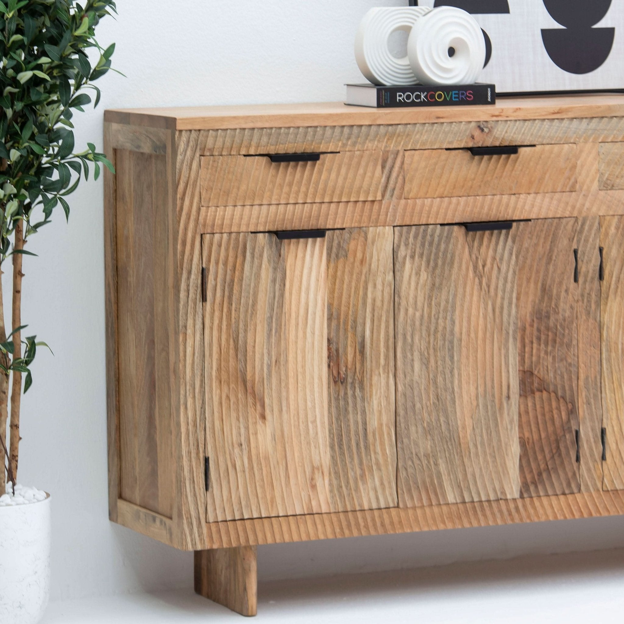 MELBOURNE WOODEN SIDEBOARD - Art and craft furniture