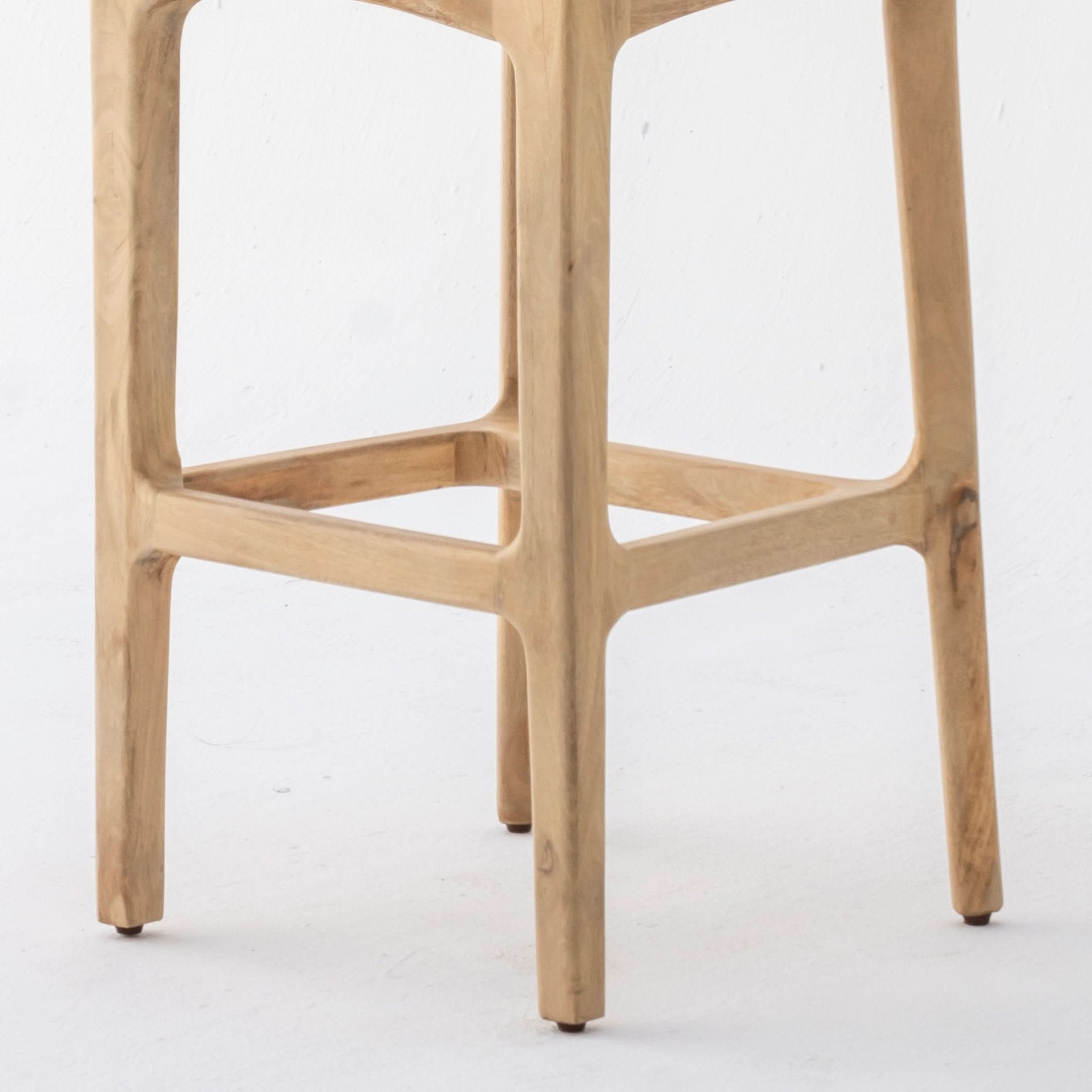 MINIMALIST MANGO WOOD BAR STOOL - Art and craft furniture