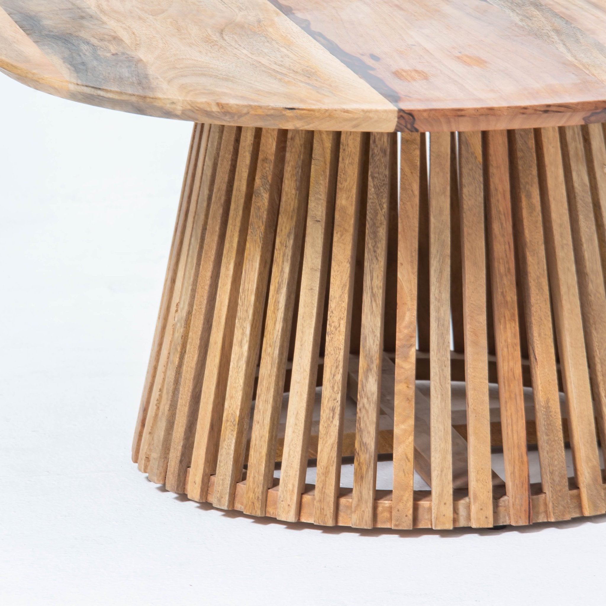 MONTERA WOODEN ROUND COFFEE TABLE - Art and craft furniture