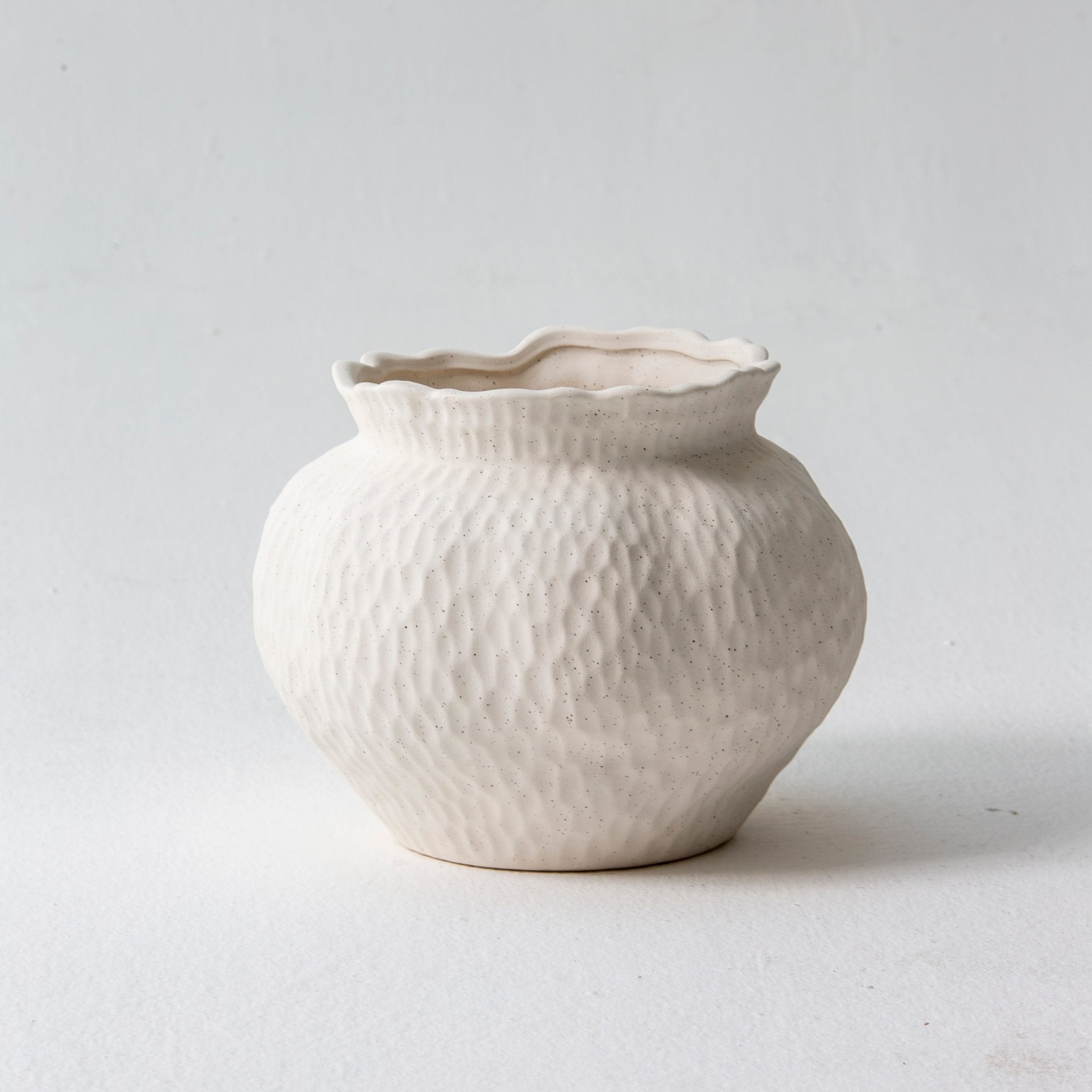 Nimbus Vase - Art and craft furniture