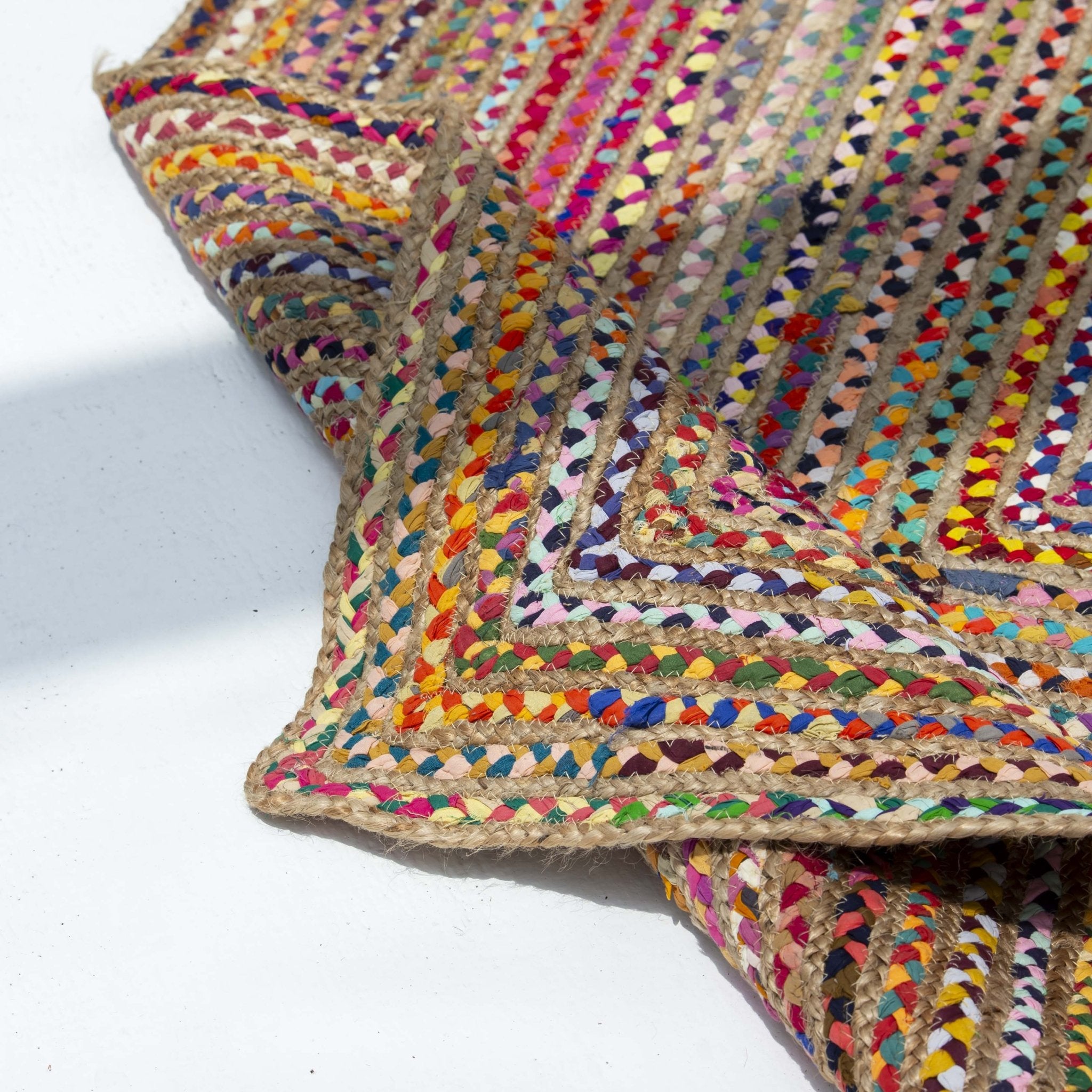 Oasis Charm Jute & Chindi Handmade Rug - Art and craft furniture