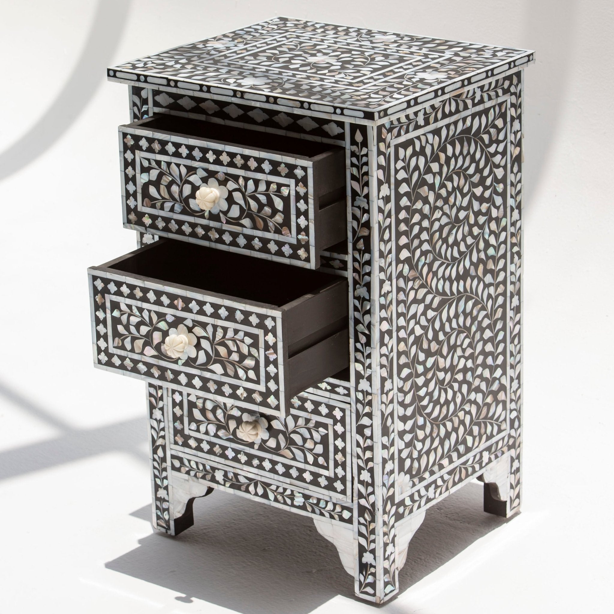 OCEAN-BLACK MOTHER OF PEARL THREE DRAWER BEDSIDE TABLE - Art and craft furniture