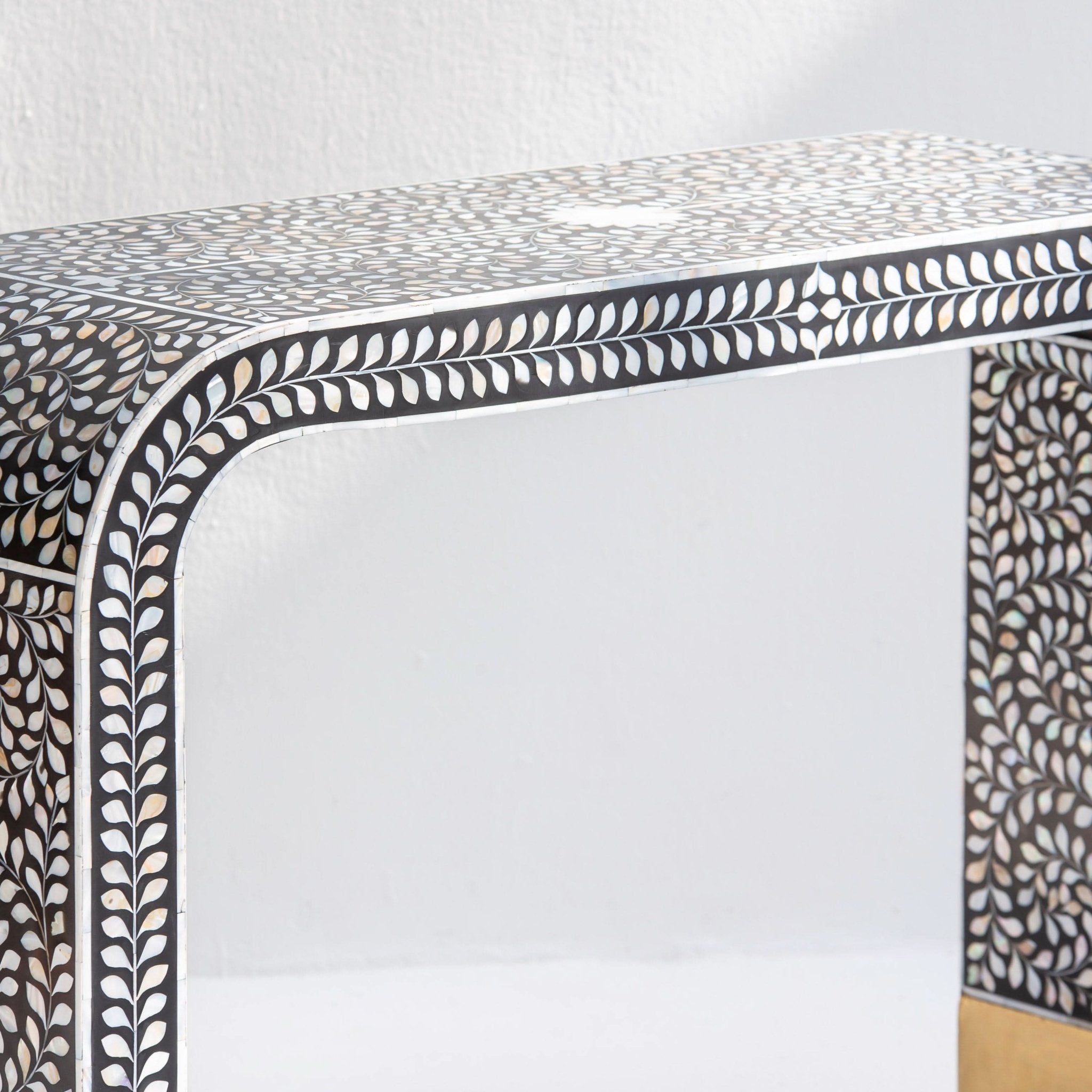 OCEAN-BLACK MOTHER OF PEARL U SHAPE CONSOLE TABLE - Art and craft furniture