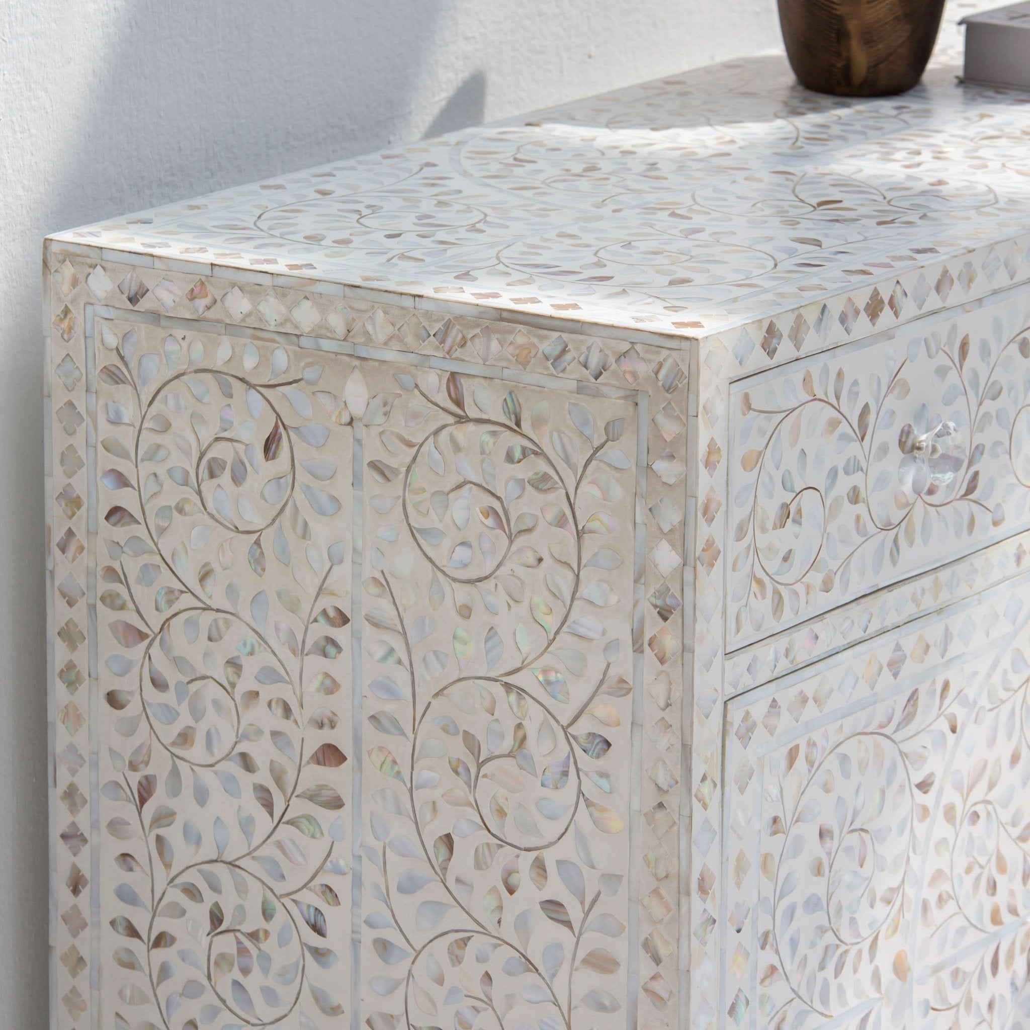 OCEAN-WHITE MOTHER OF PEARL SIDEBOARD - Art and craft furniture