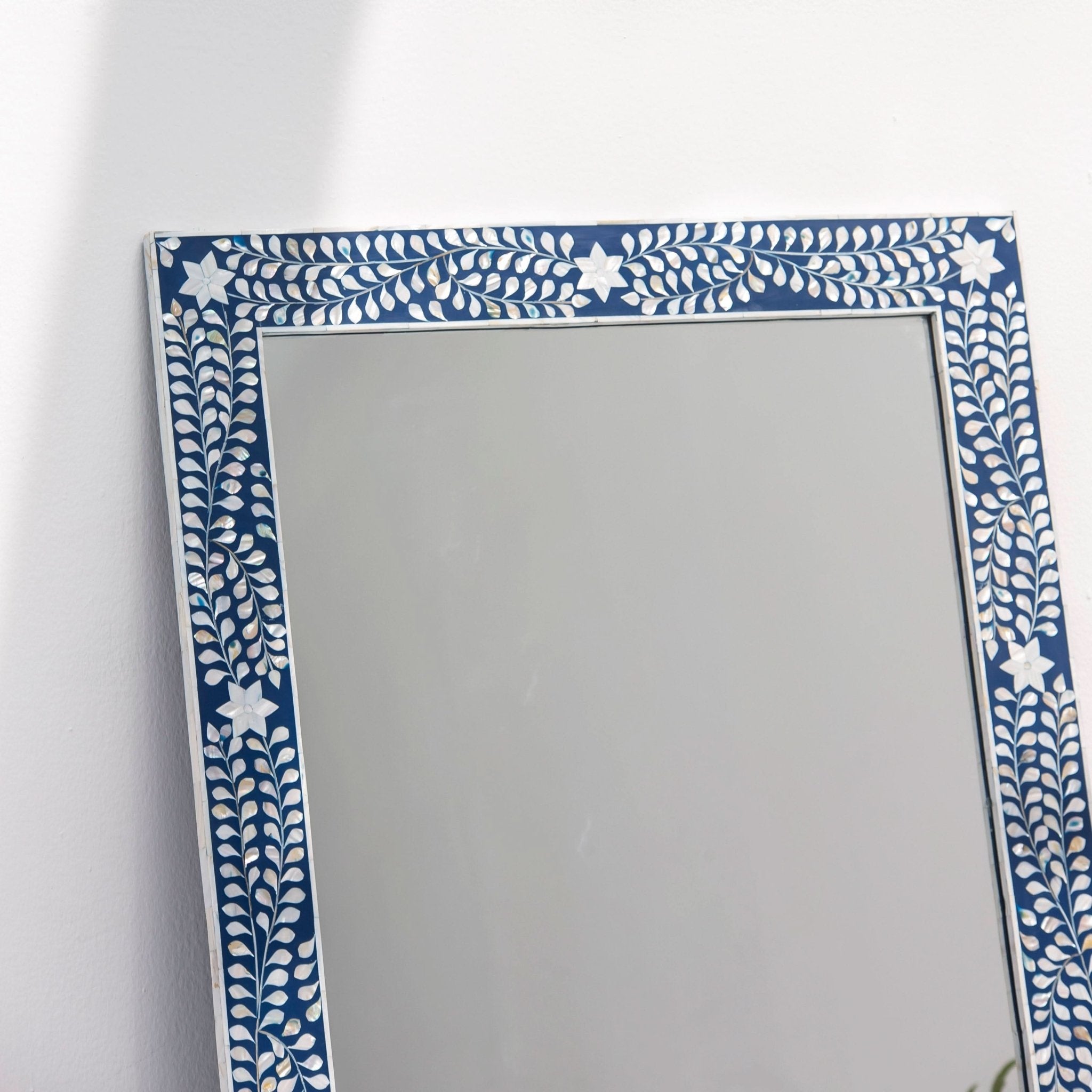 OCEANIC BLUE MOTHER OF PEARL MIRROR FRAME - Art and craft furniture