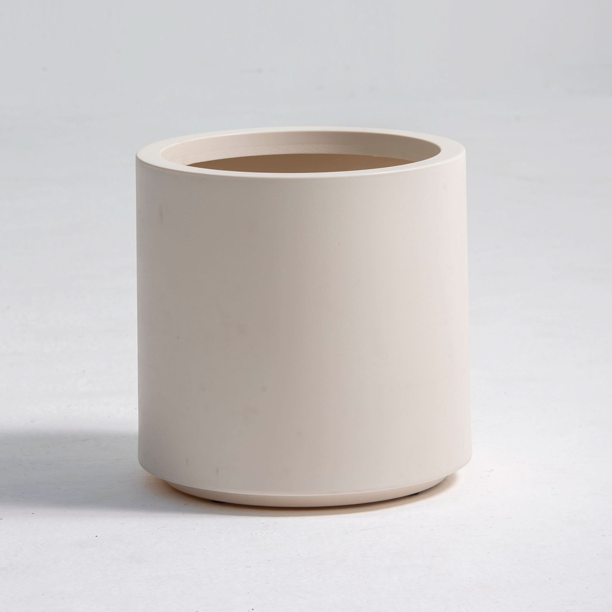 ORLIA FIBER PLANT POT - Art and craft furniture