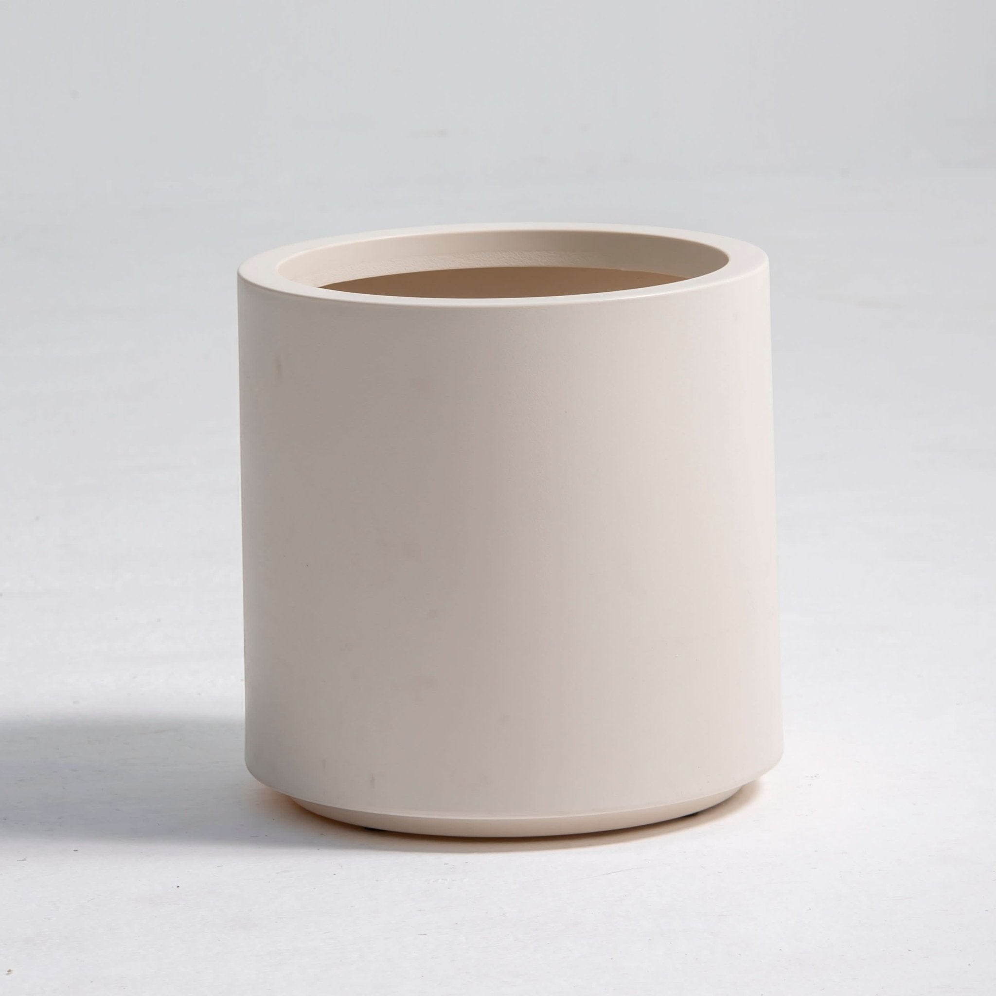 ORLIA FIBER PLANT POT - Art and craft furniture