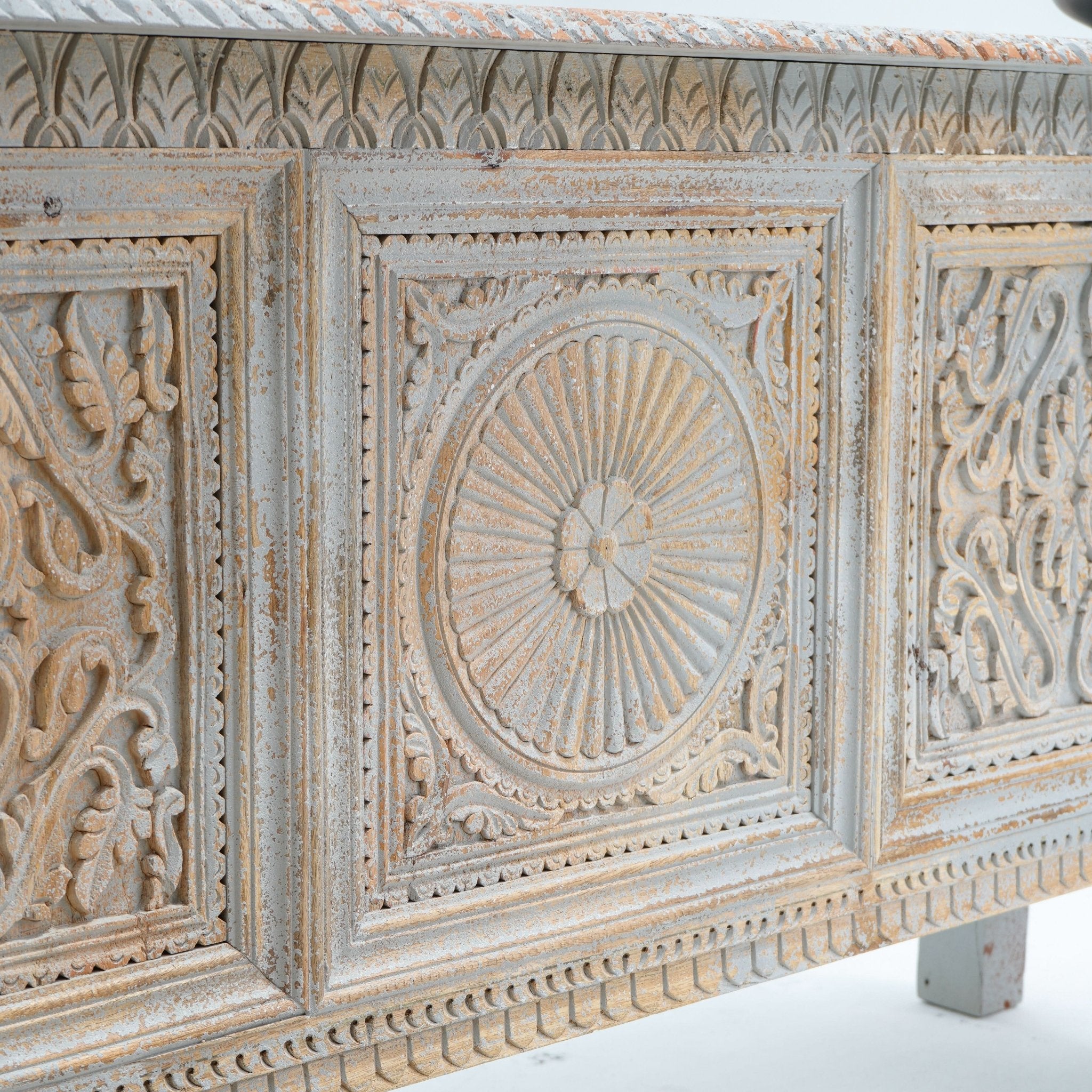 PALOMA THREE DOOR GREY SIDEBOARD - Art and craft furniture