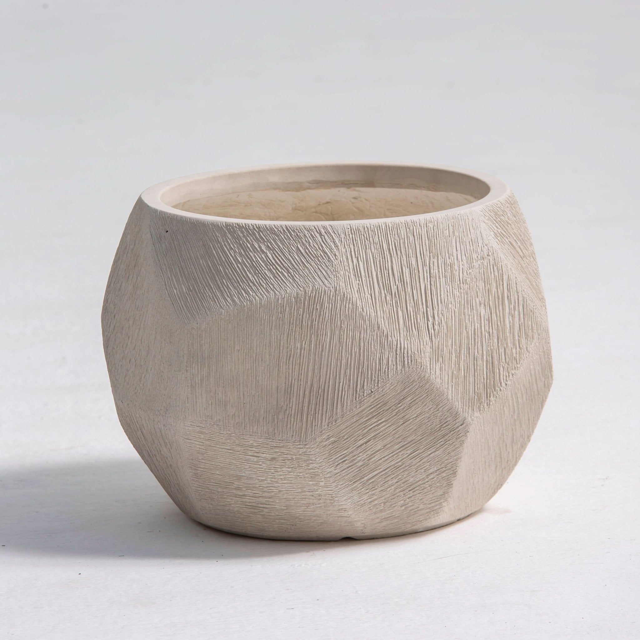 PRISM SHAPE PLANTER - Art and craft furniture