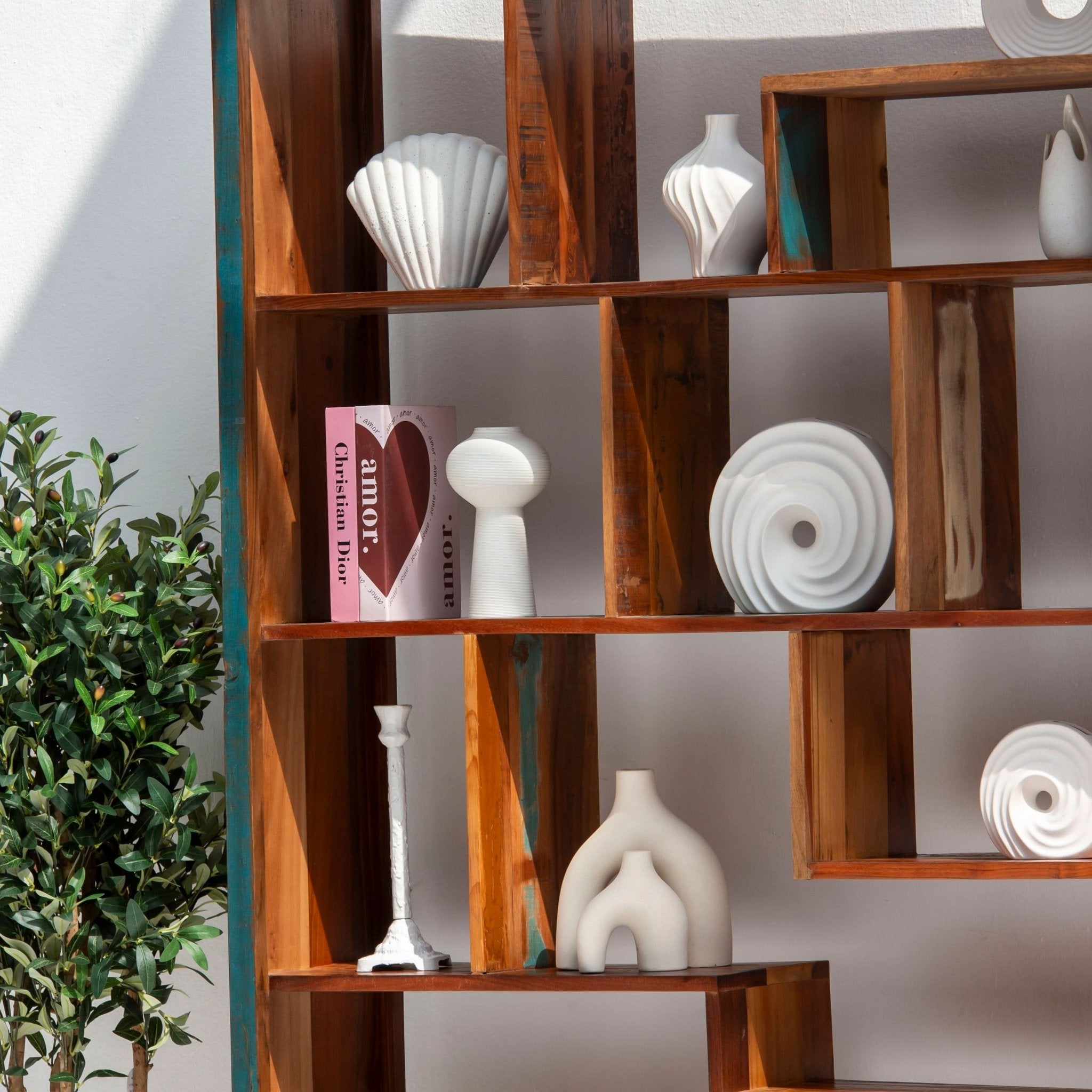 RECYCLE WOODEN BOOKSHELF - Art and craft furniture