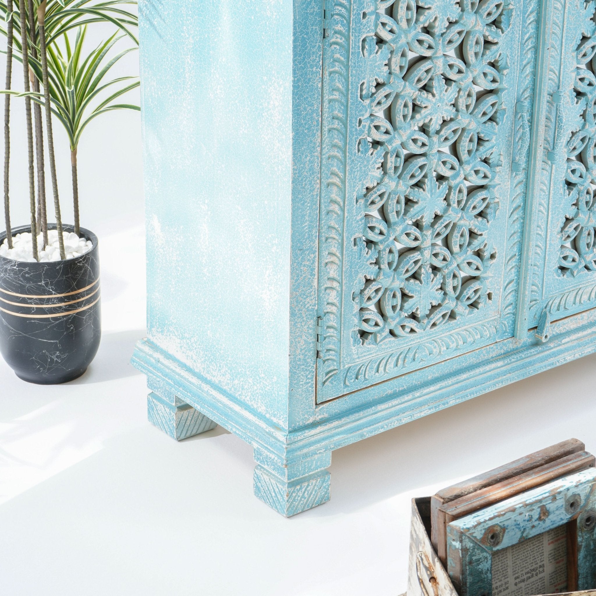 RUSTICA WOODEN TWO DOOR SIDEBOARD - Art and craft furniture