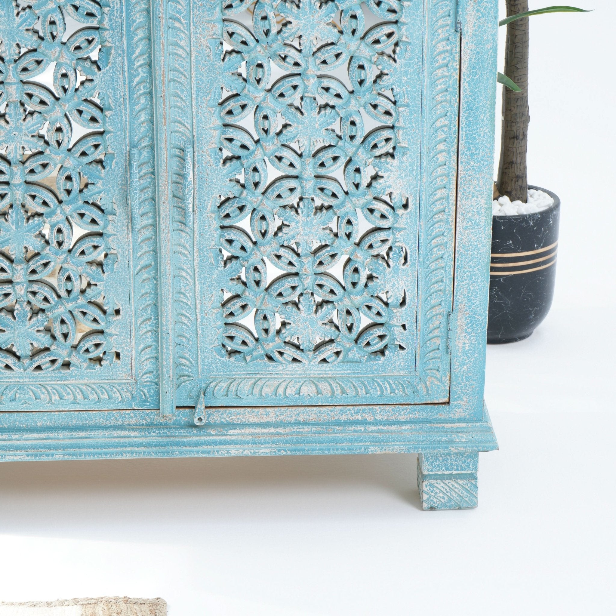 RUSTICA WOODEN TWO DOOR SIDEBOARD - Art and craft furniture