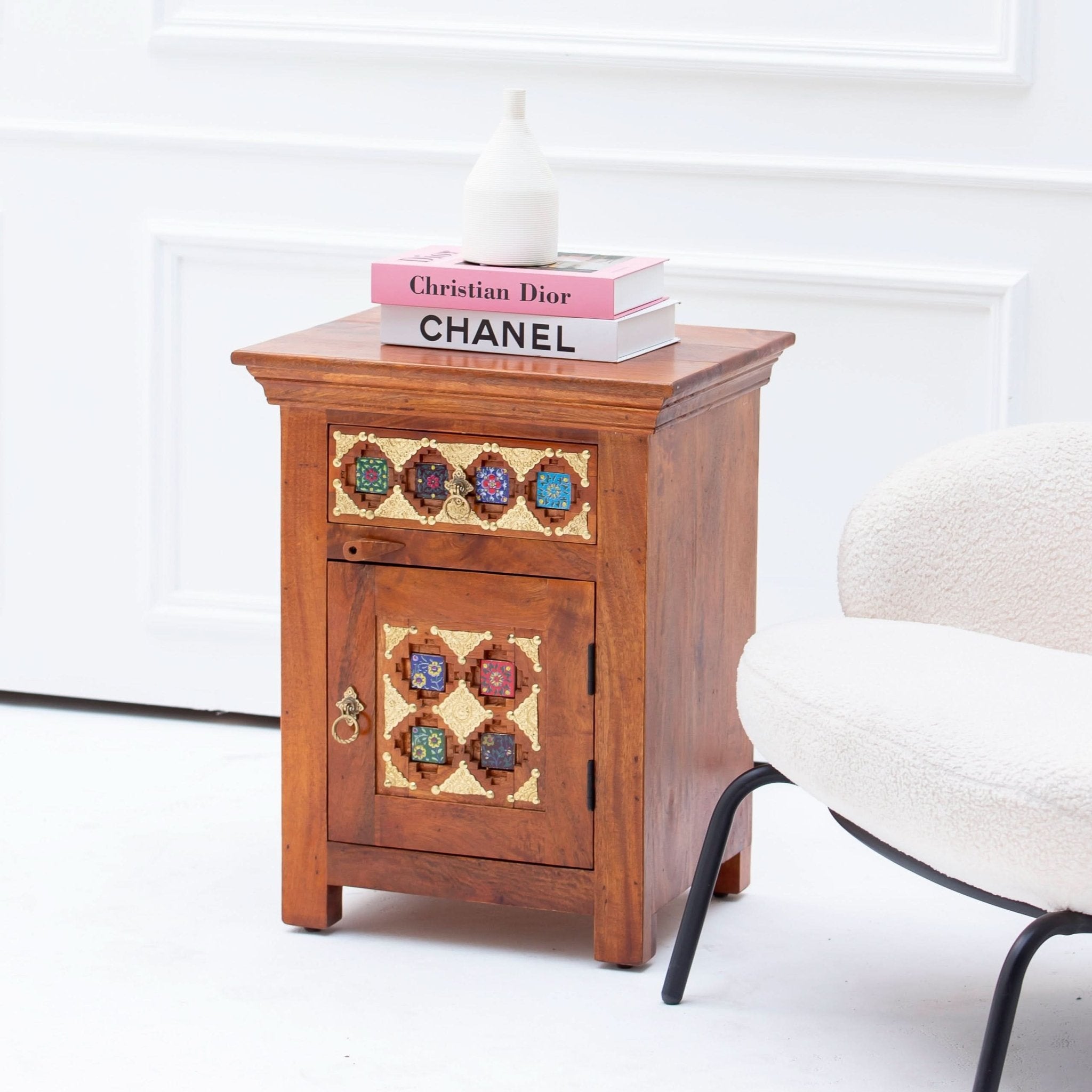 SHESTILE NIGHTSTAND TABLE - Art and craft furniture