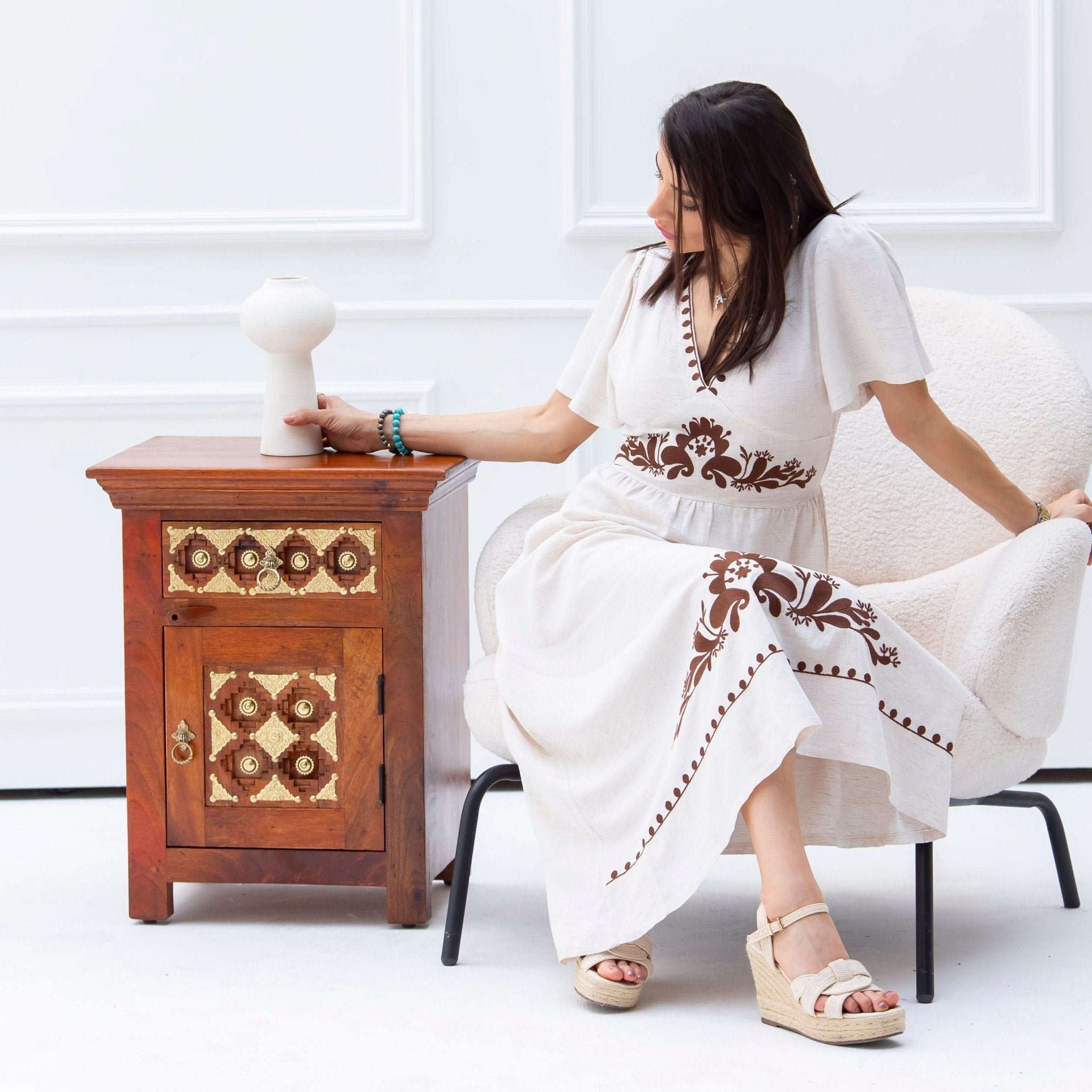 SHESTILE NIGHTSTAND TABLE - Art and craft furniture